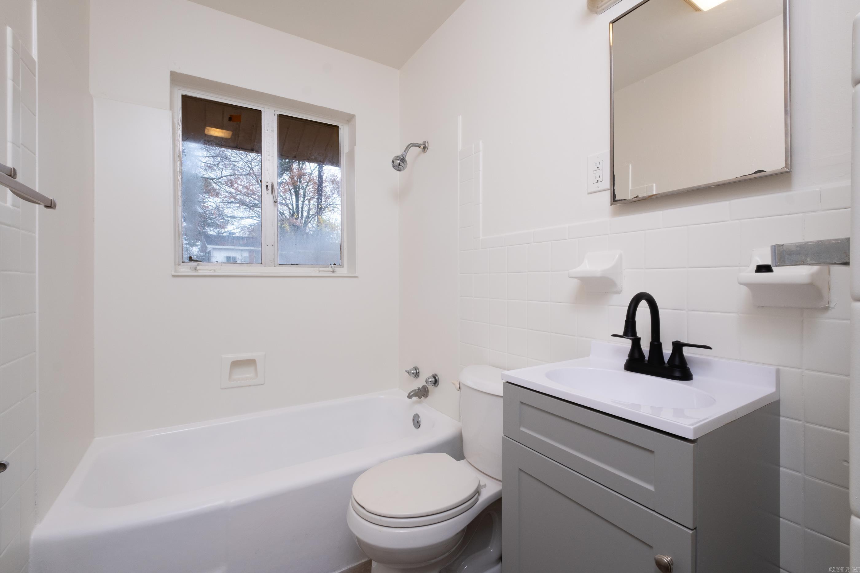 77 Broadmoor  Little Rock, AR