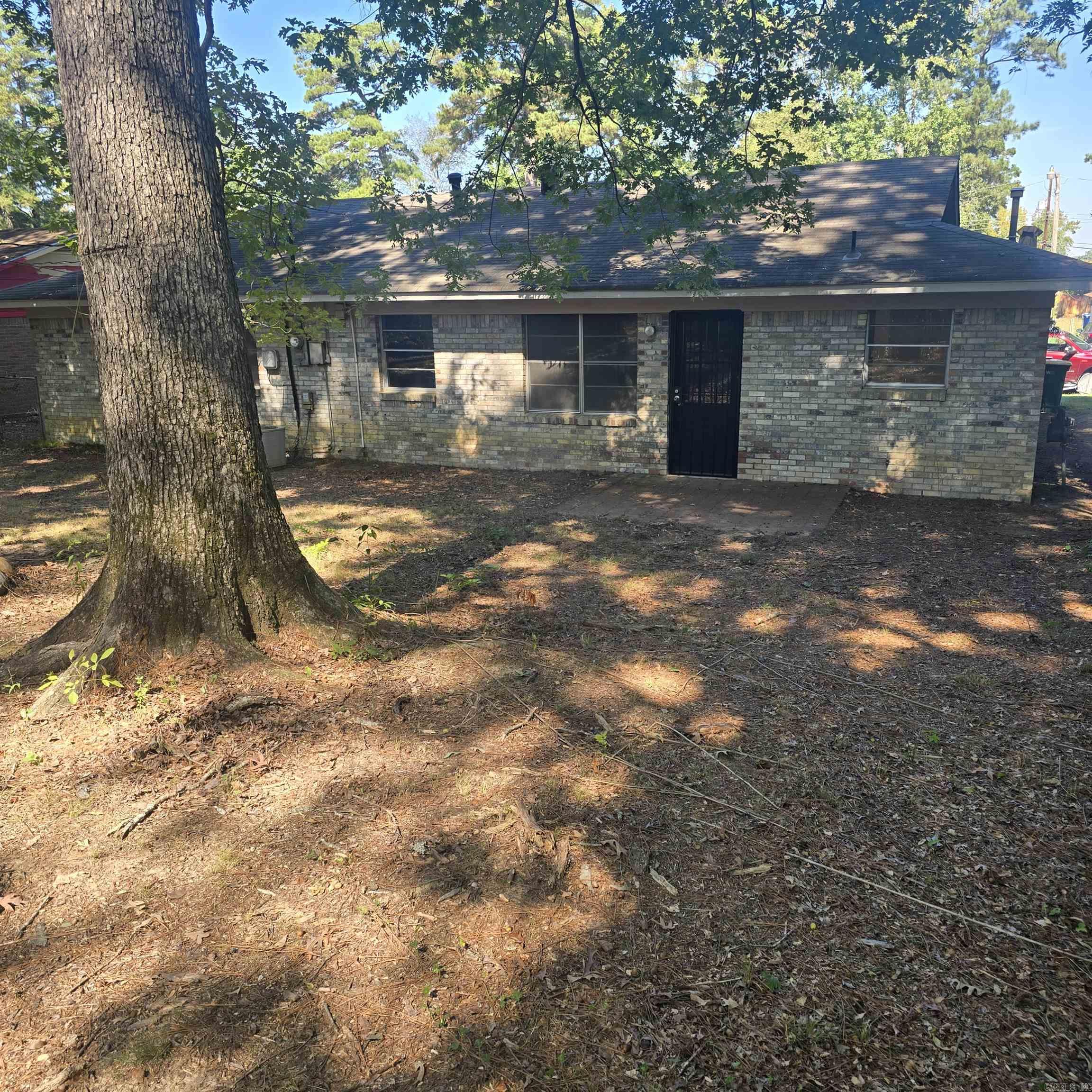 5823 LIberty  Little Rock, AR