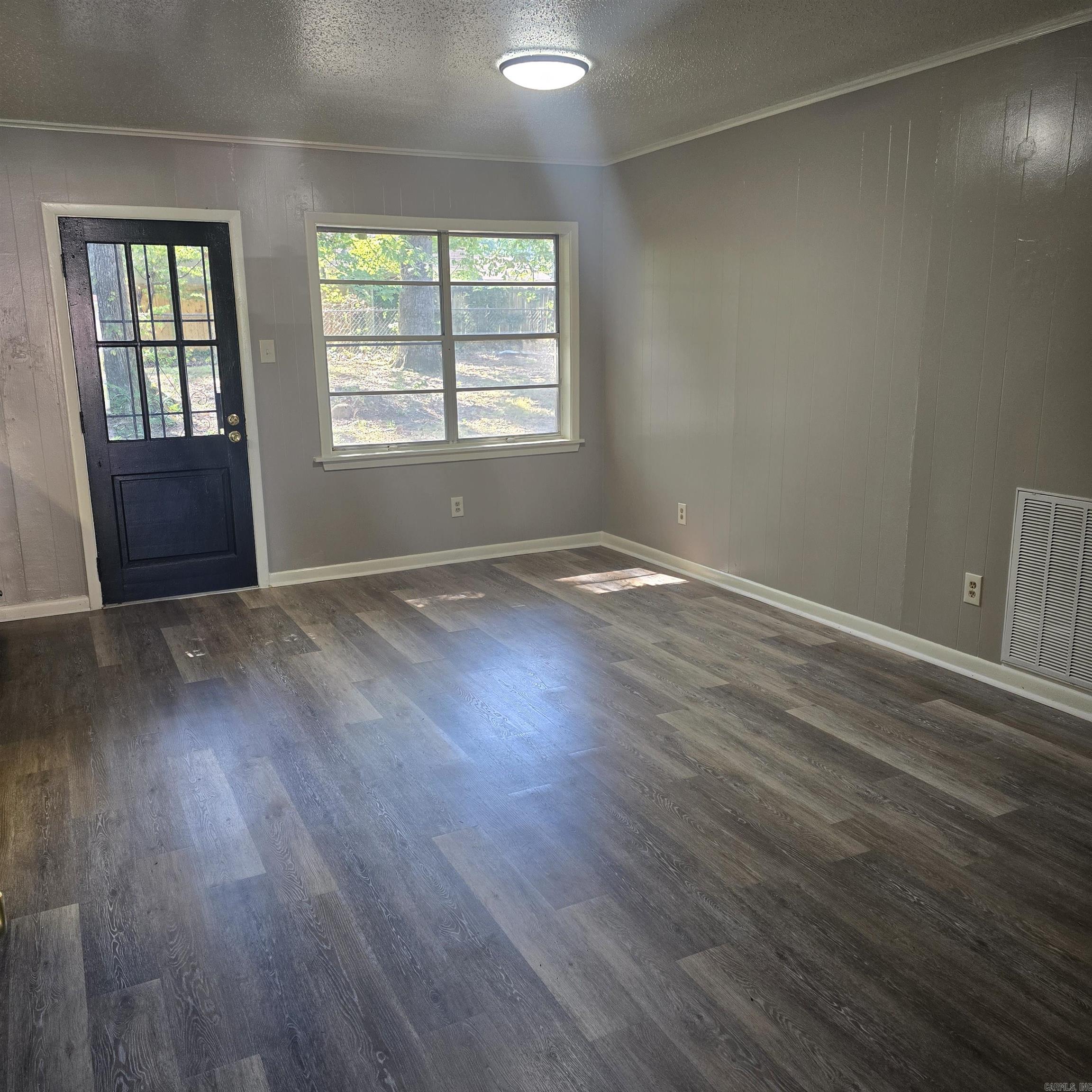 5823 LIberty  Little Rock, AR