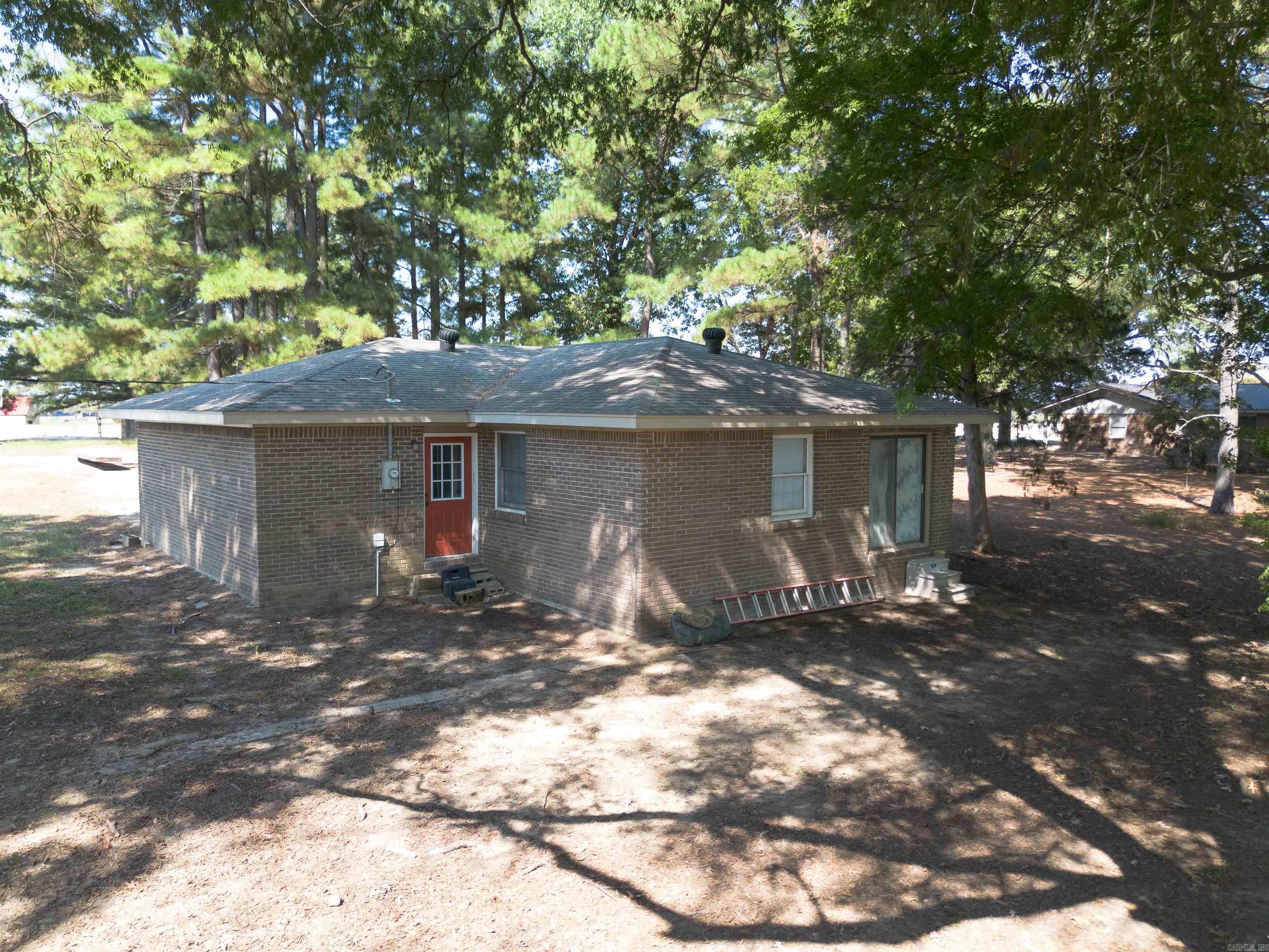 8506 hwy 37  McCrory, AR