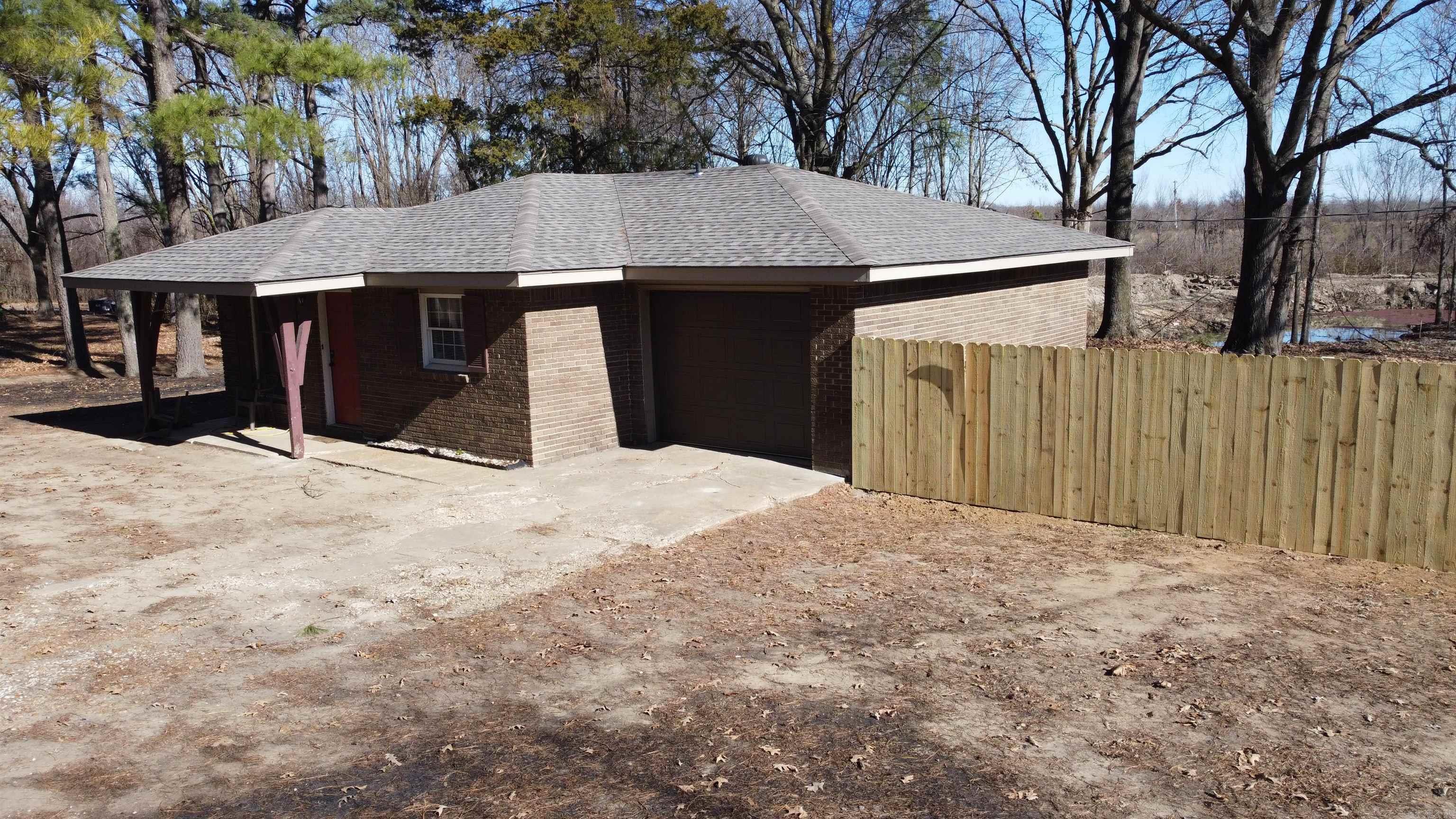 8506 hwy 37  McCrory, AR