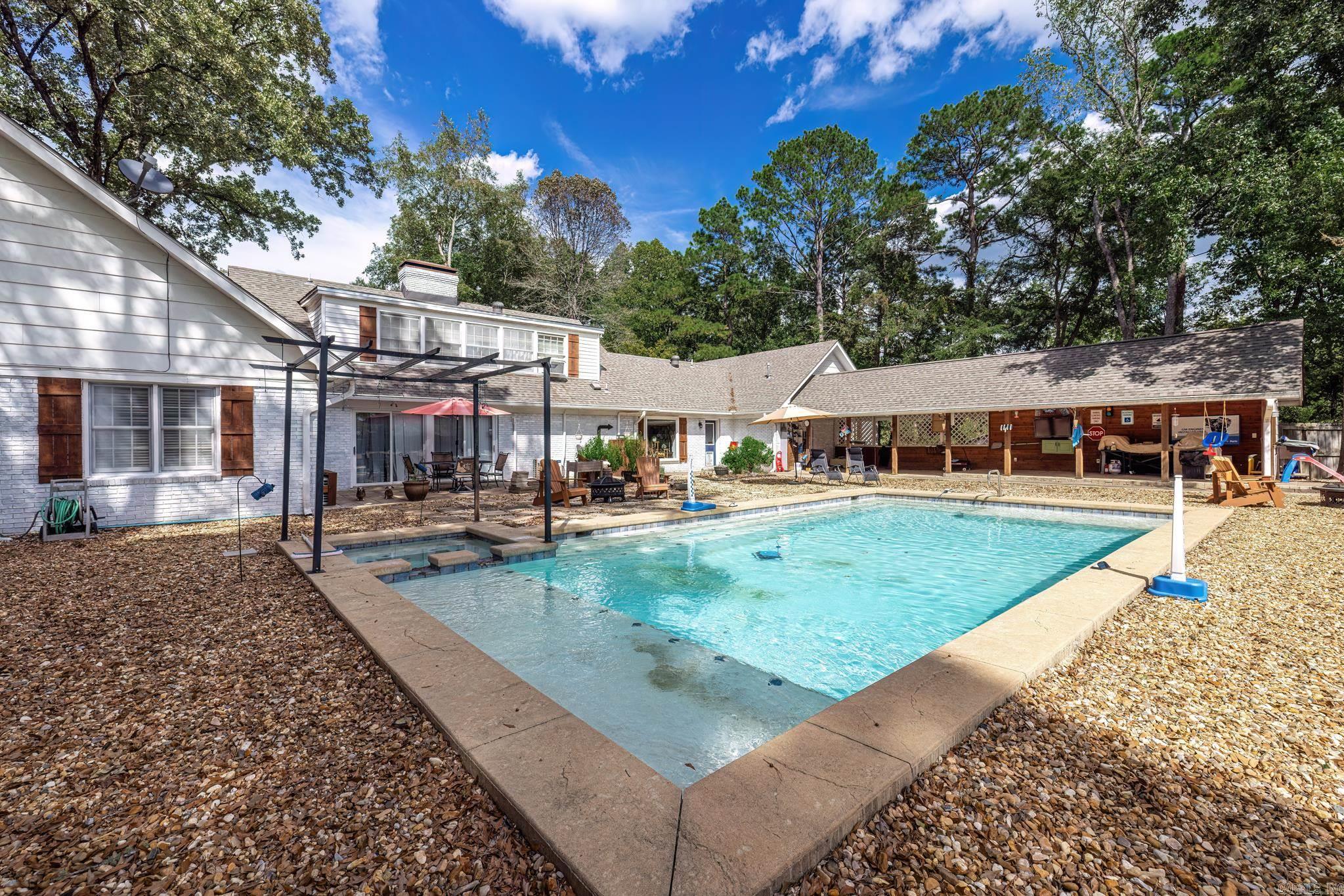 5 Montclair Circle Arkadelphia, AR 71923