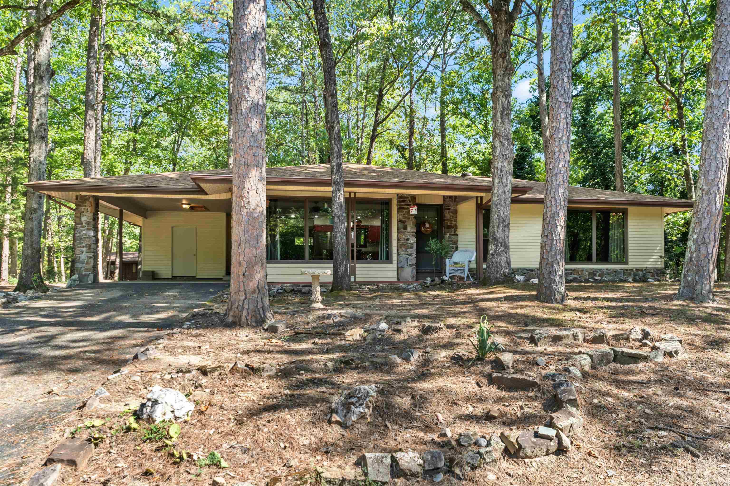 1 Herencia Circle Hot Springs Village, AR 71909