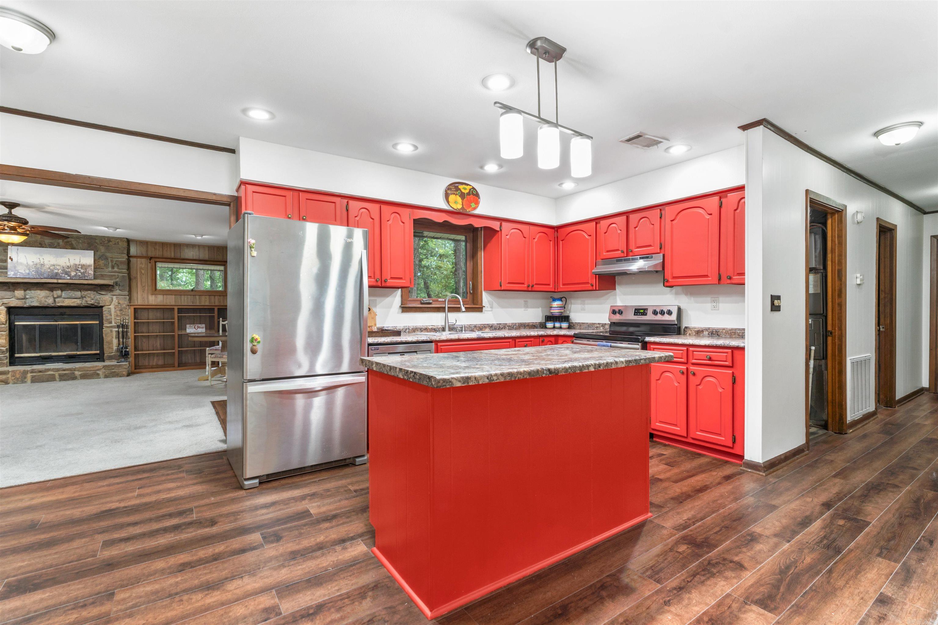 1 Herencia Circle Hot Springs Village, AR 71909