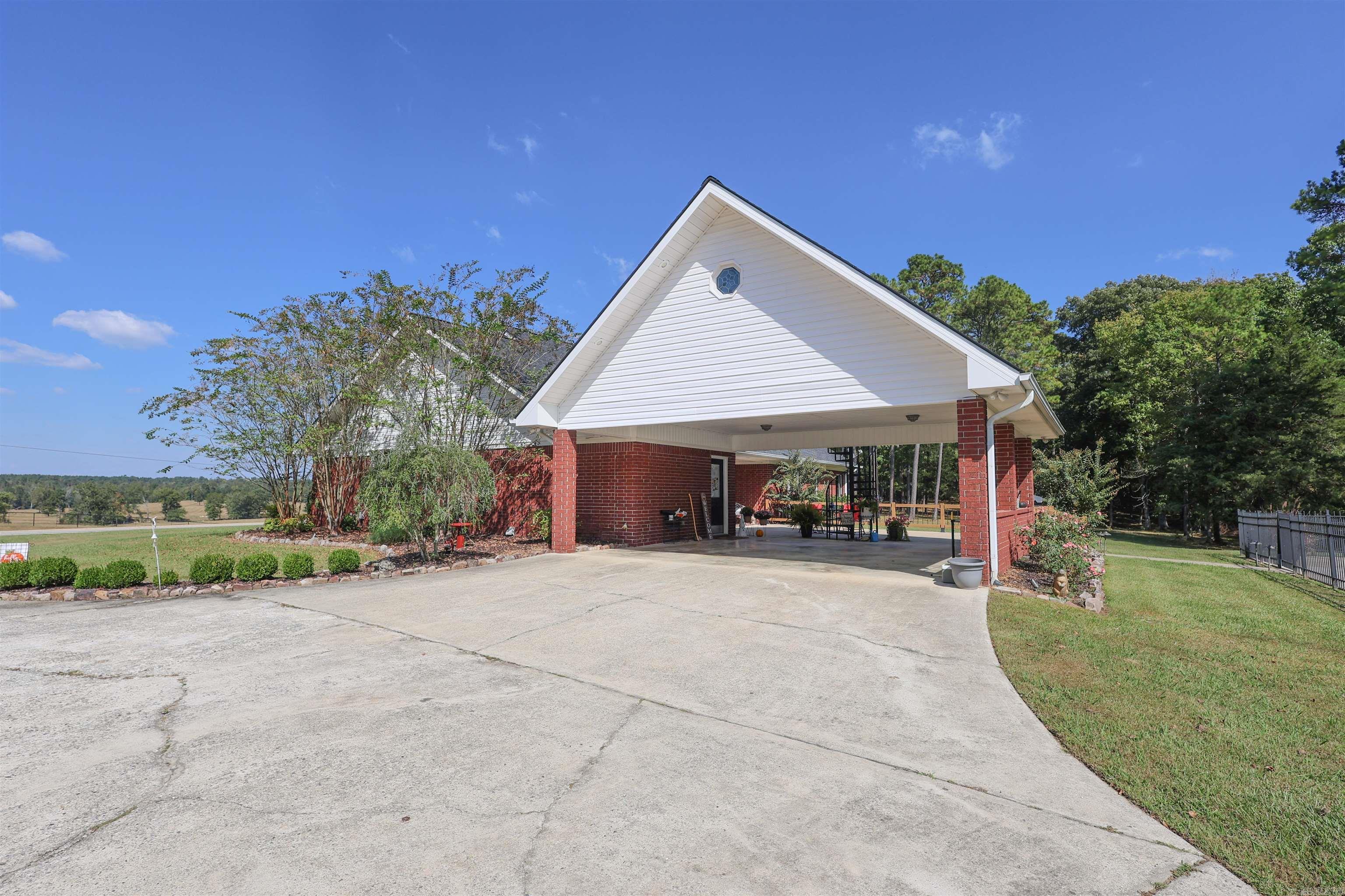 501 E Highway 26  Murfreesboro, AR