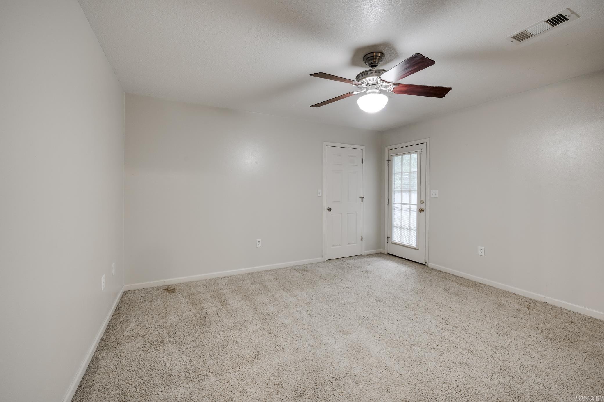 25 Thomas Circle Greenbrier, AR 72058