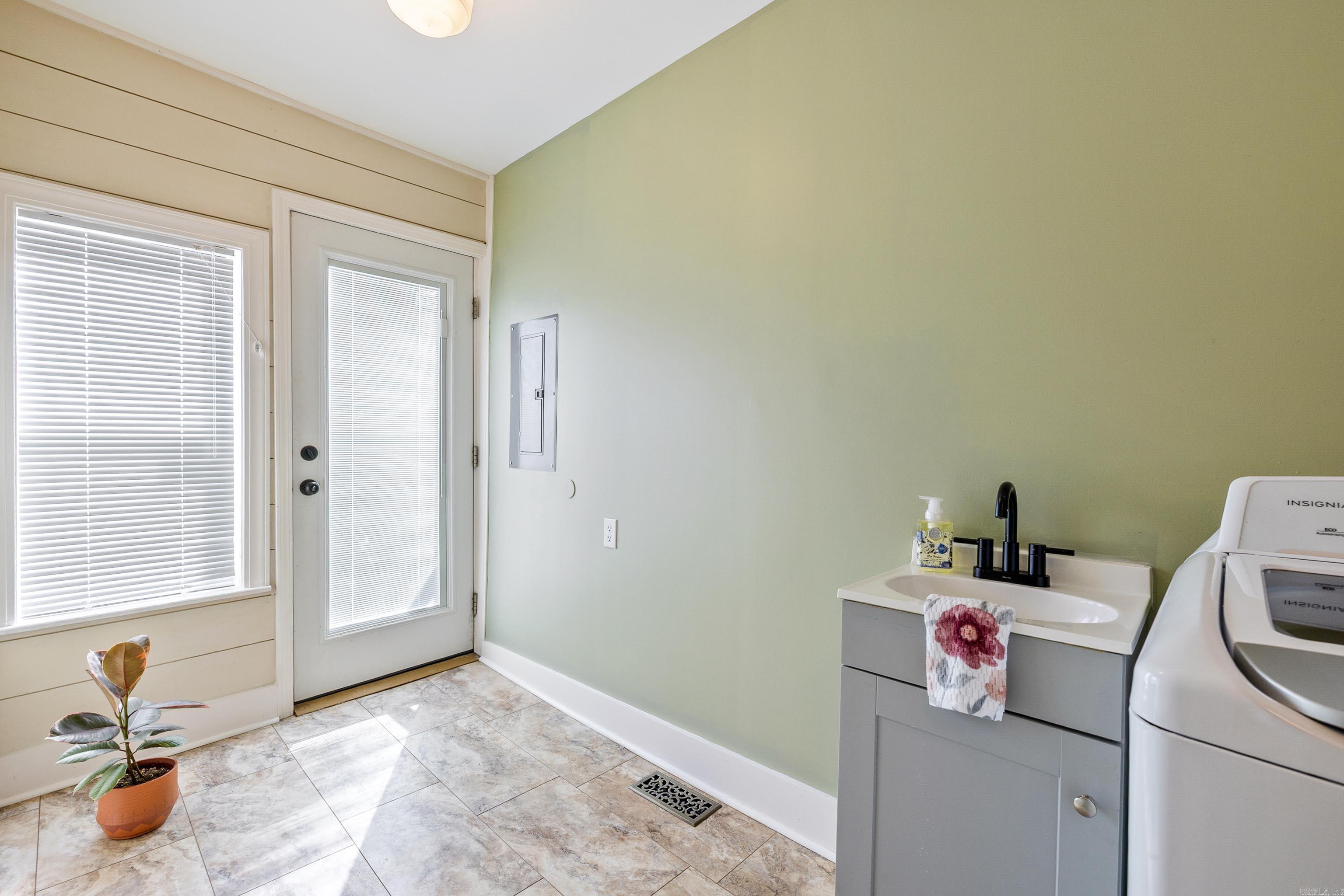 200 Washington St Hot Springs, AR 71901