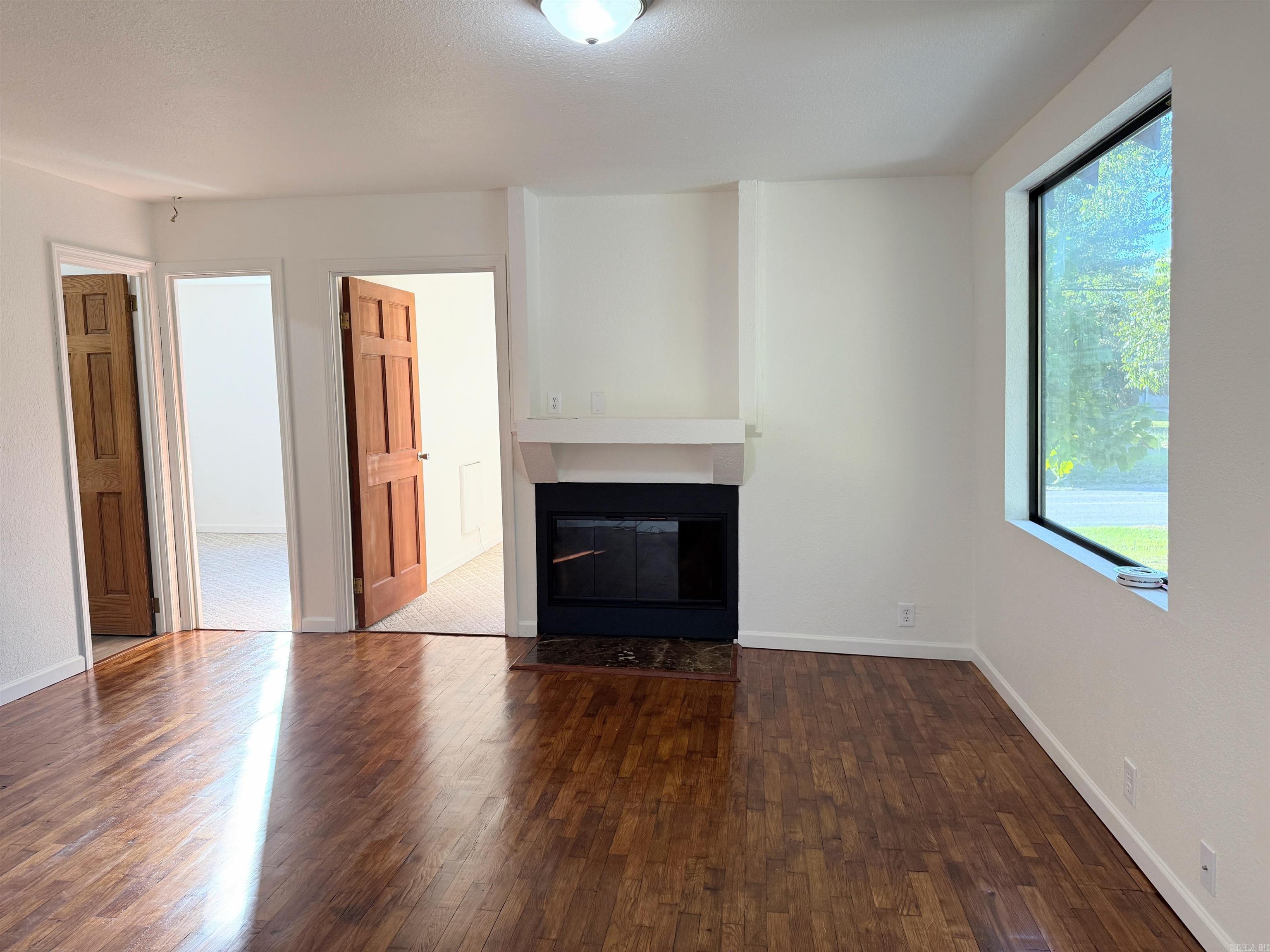 215 S Montgomerey  Clarksville, AR