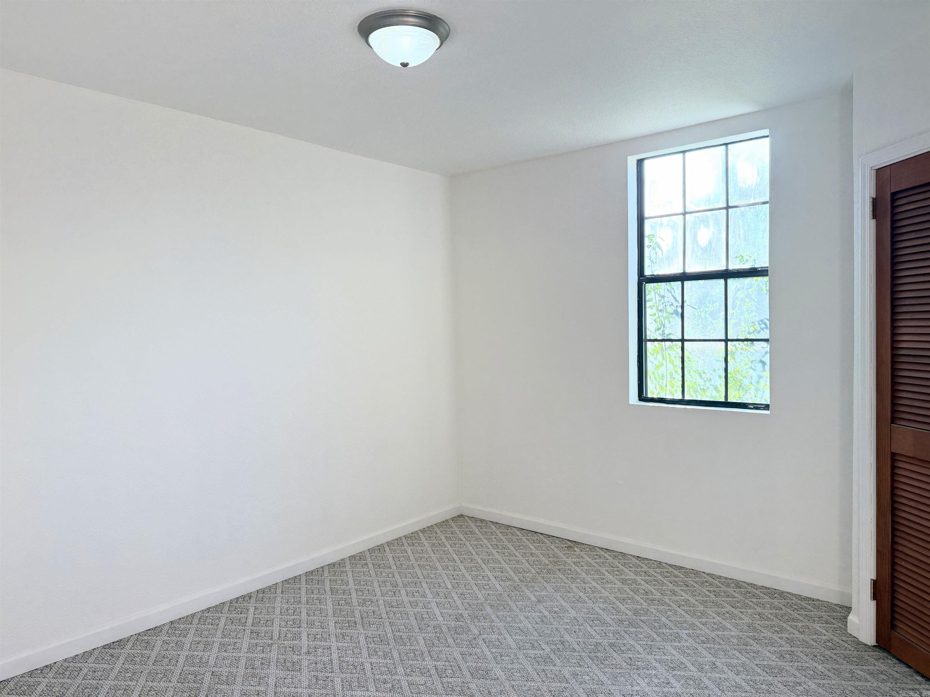 215 S Montgomerey  Clarksville, AR