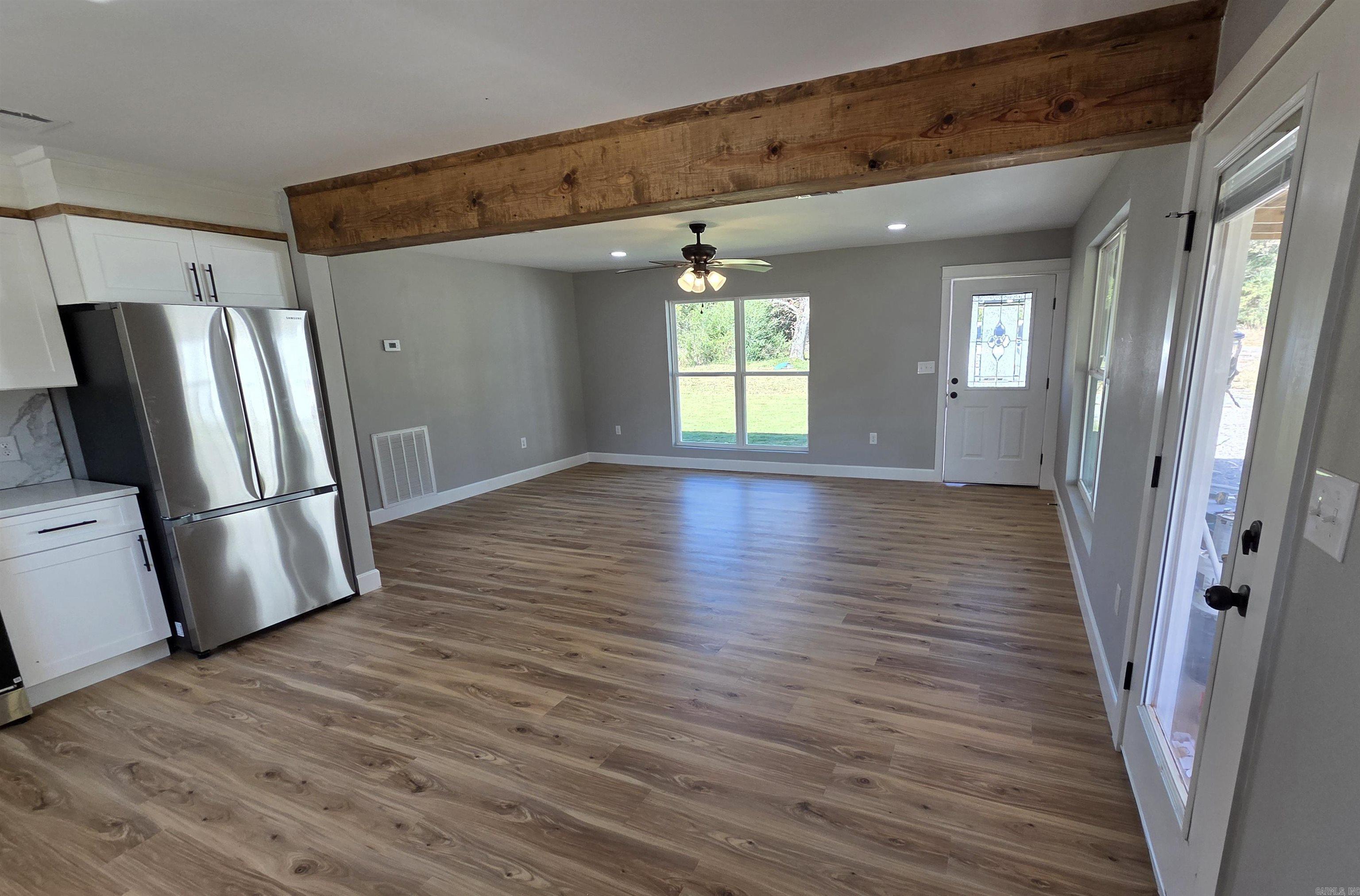 2735 Floral  Floral, AR