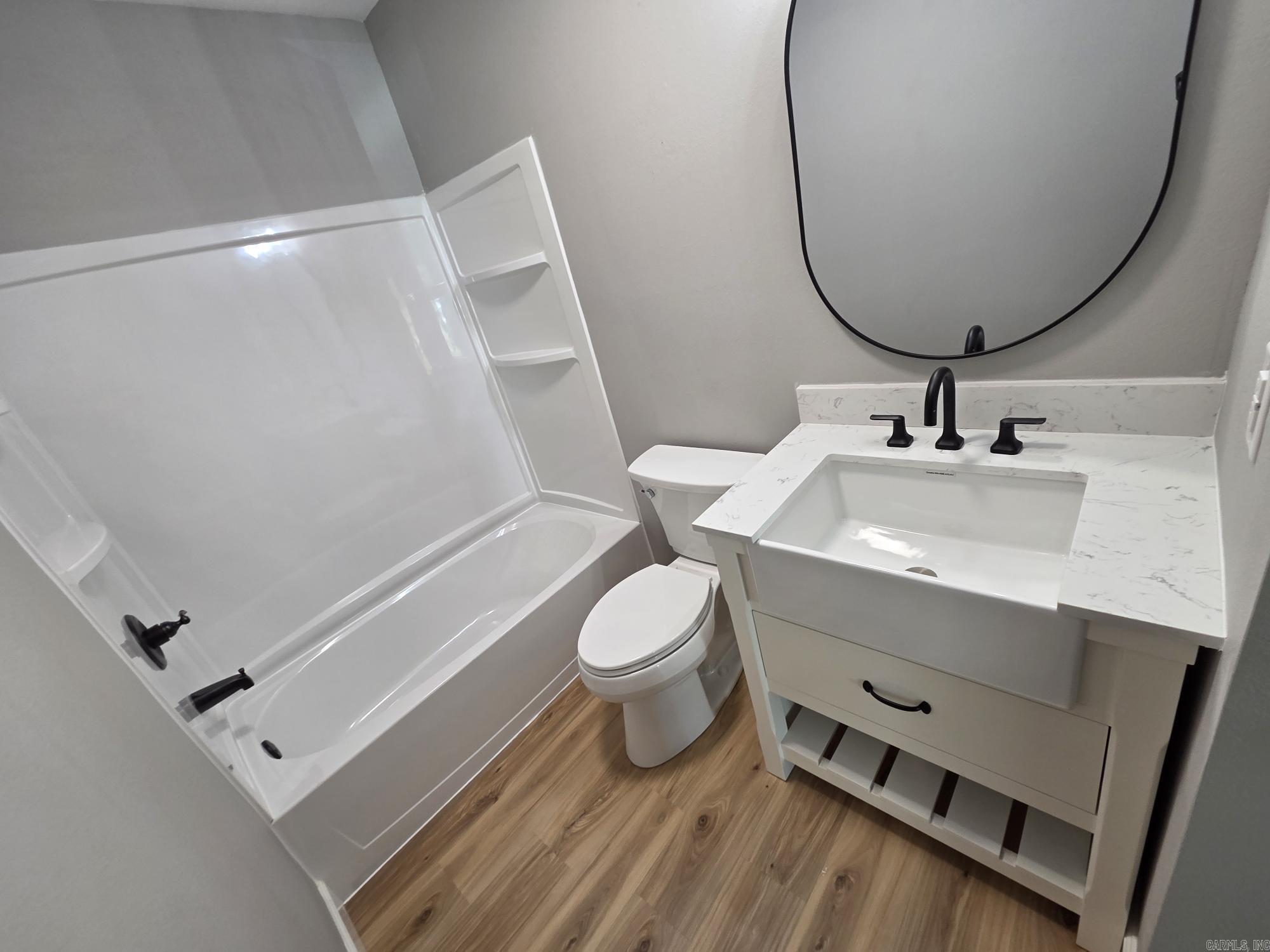 2735 Floral  Floral, AR