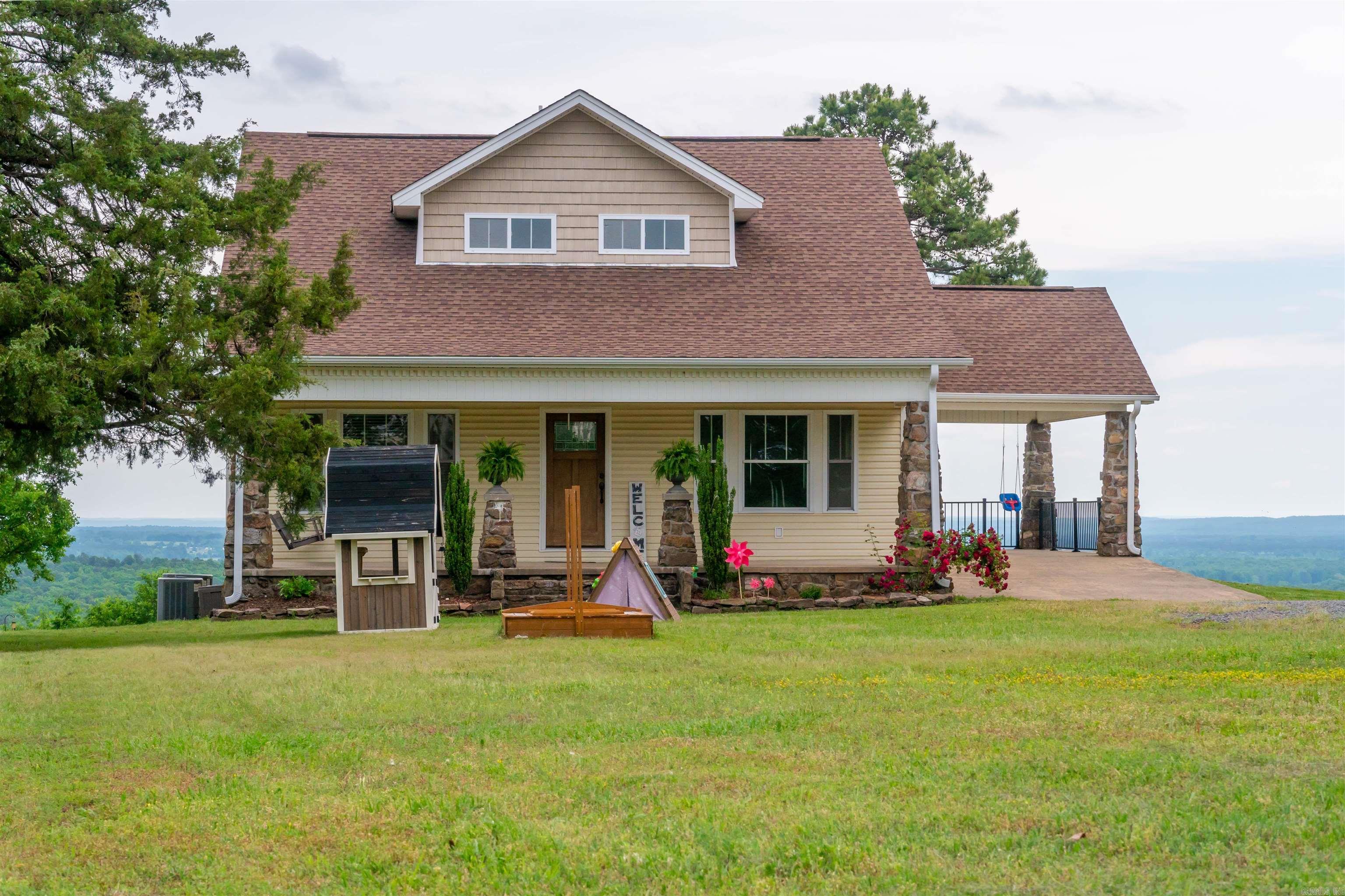 125 Gassaway Searcy, AR 72143