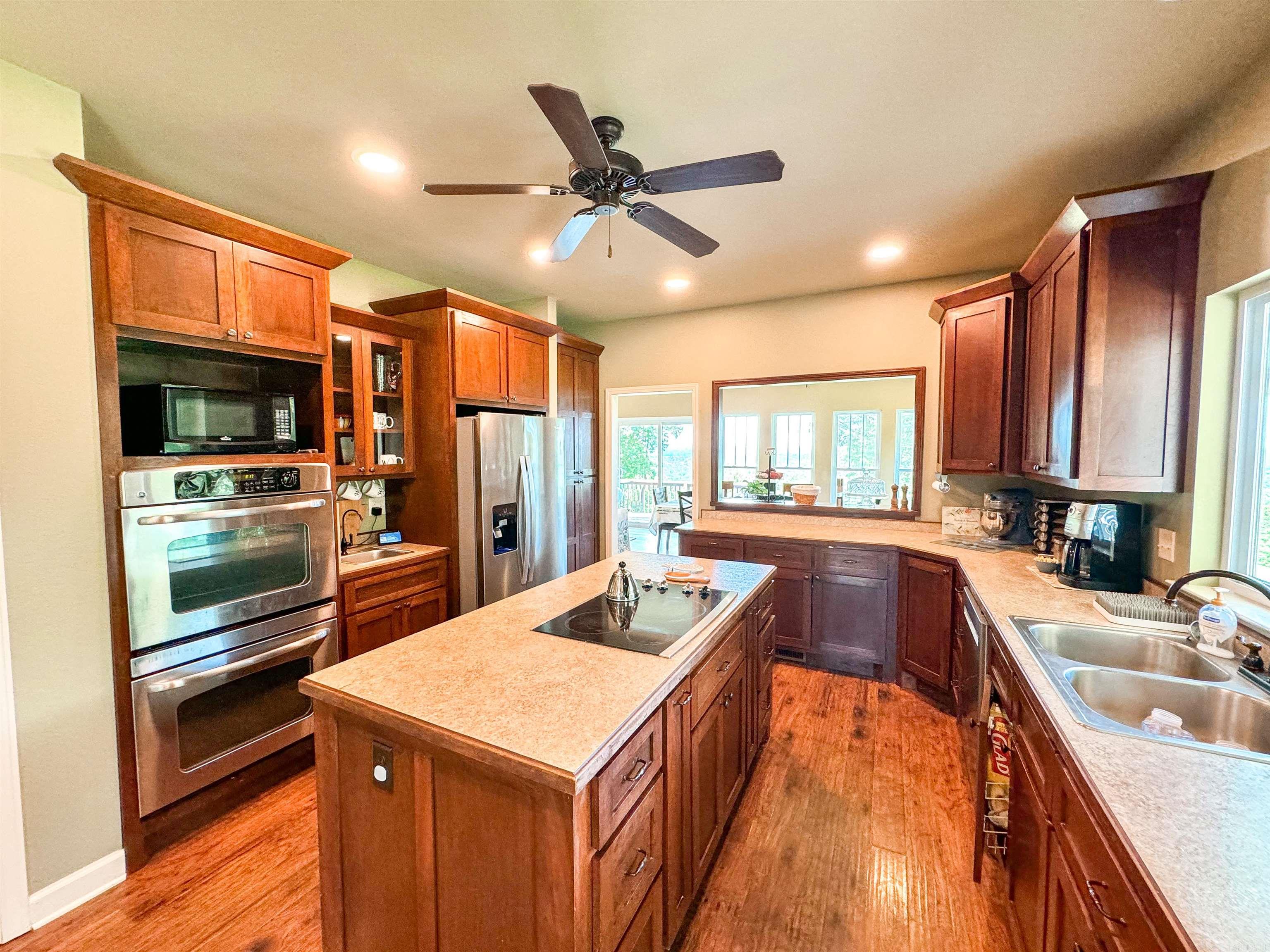 125 Gassaway Searcy, AR 72143