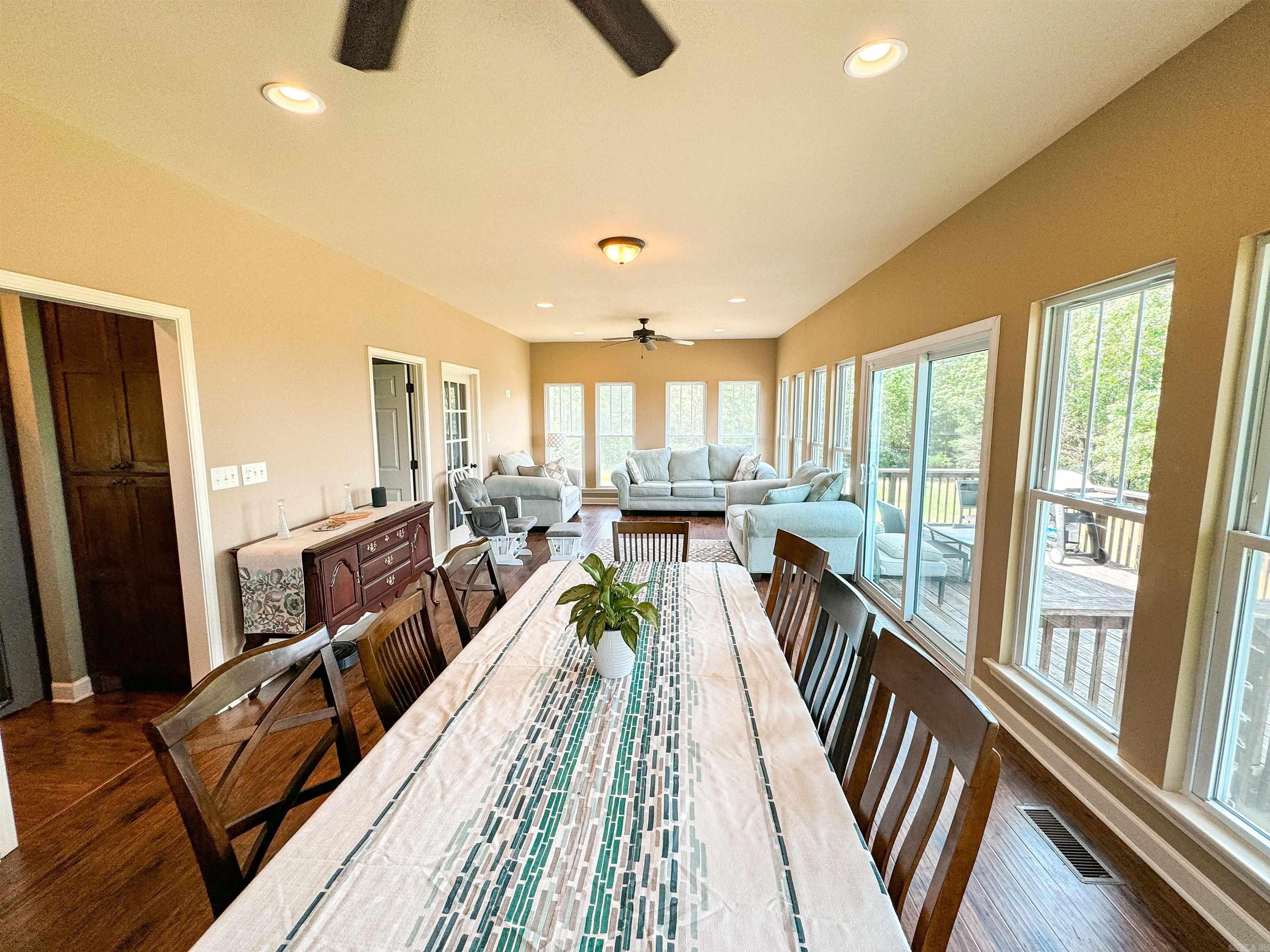 125 Gassaway Searcy, AR 72143