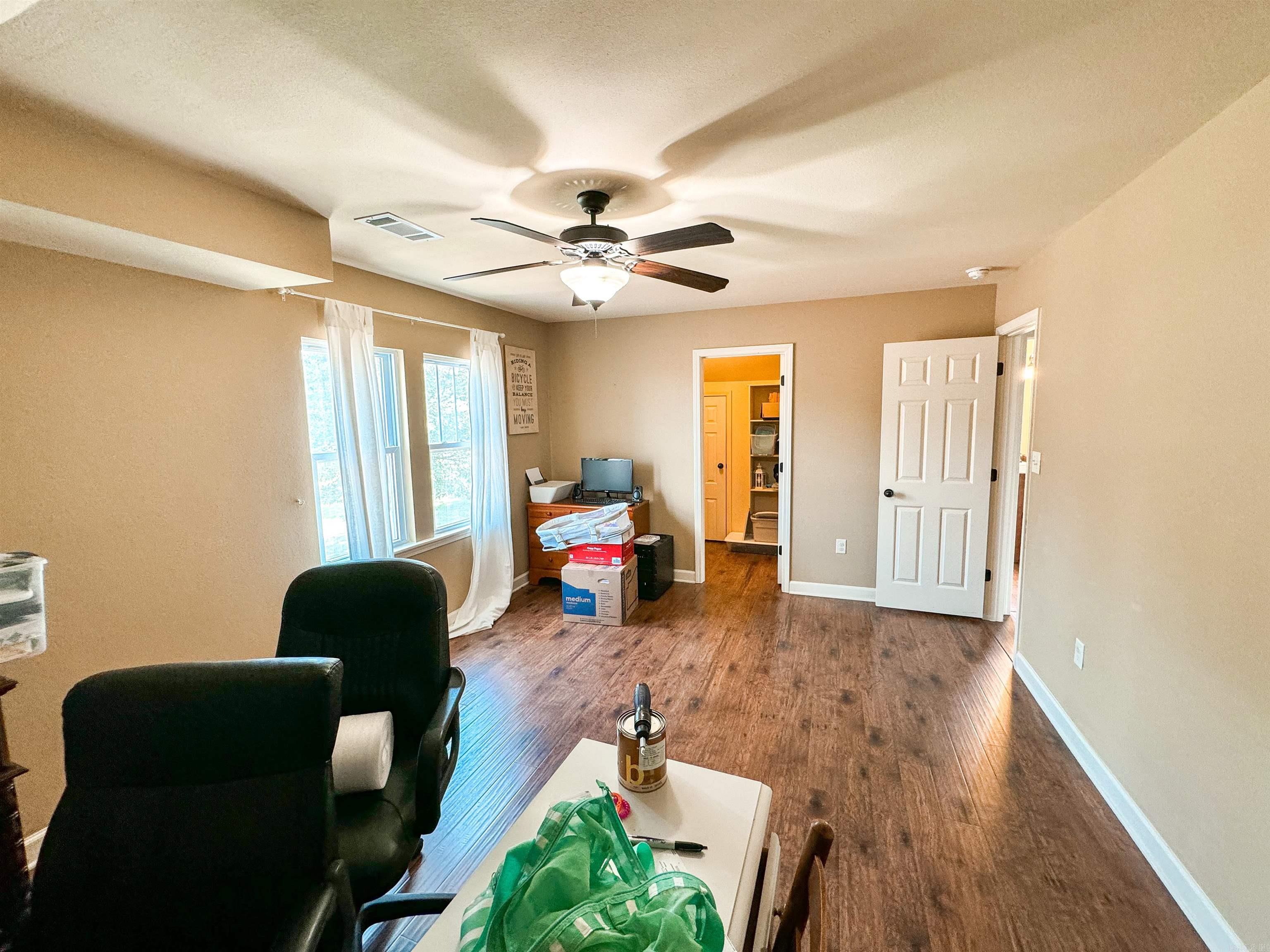 125 Gassaway Searcy, AR 72143