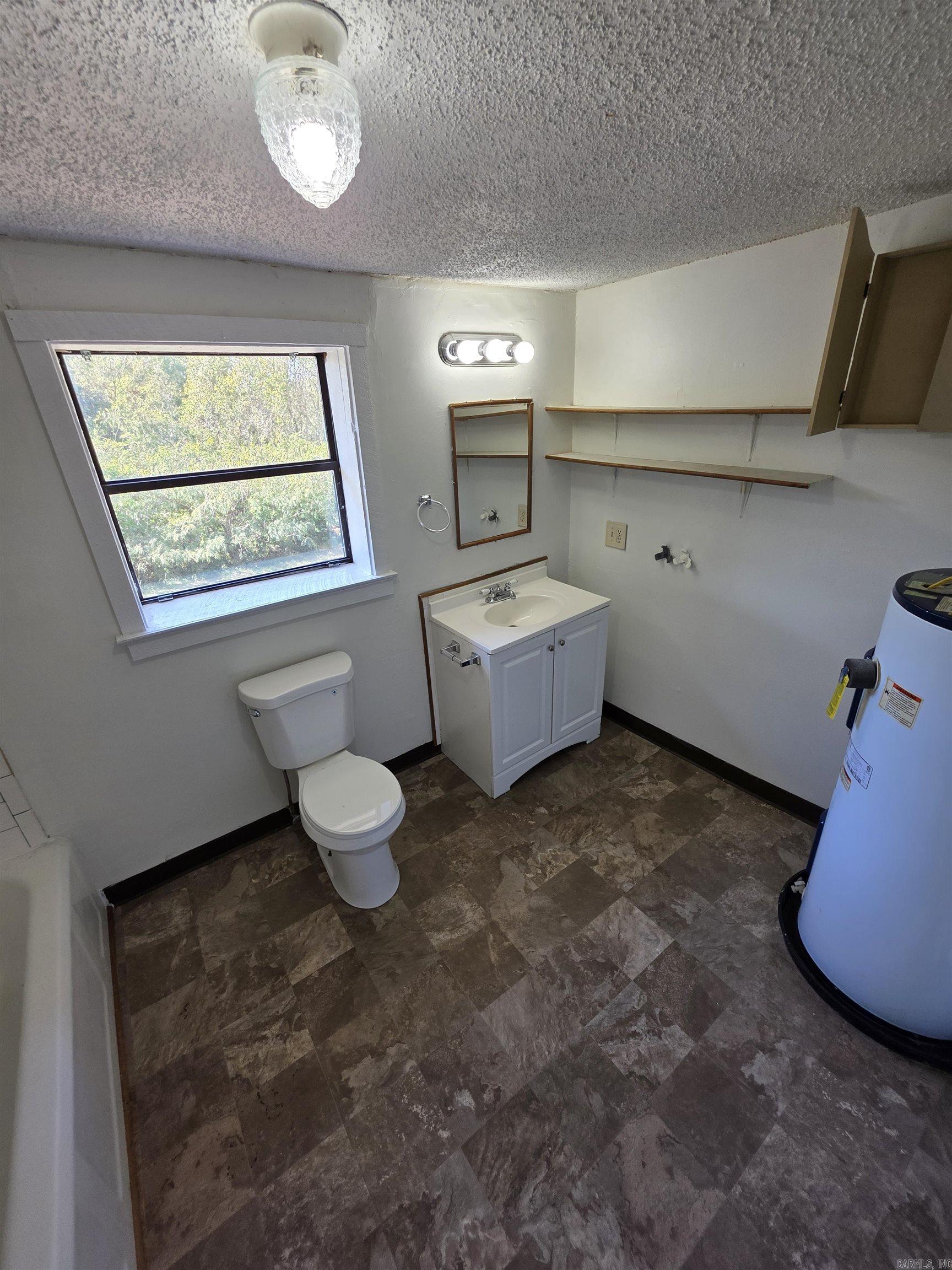 5101 B.B.  Little Rock, AR