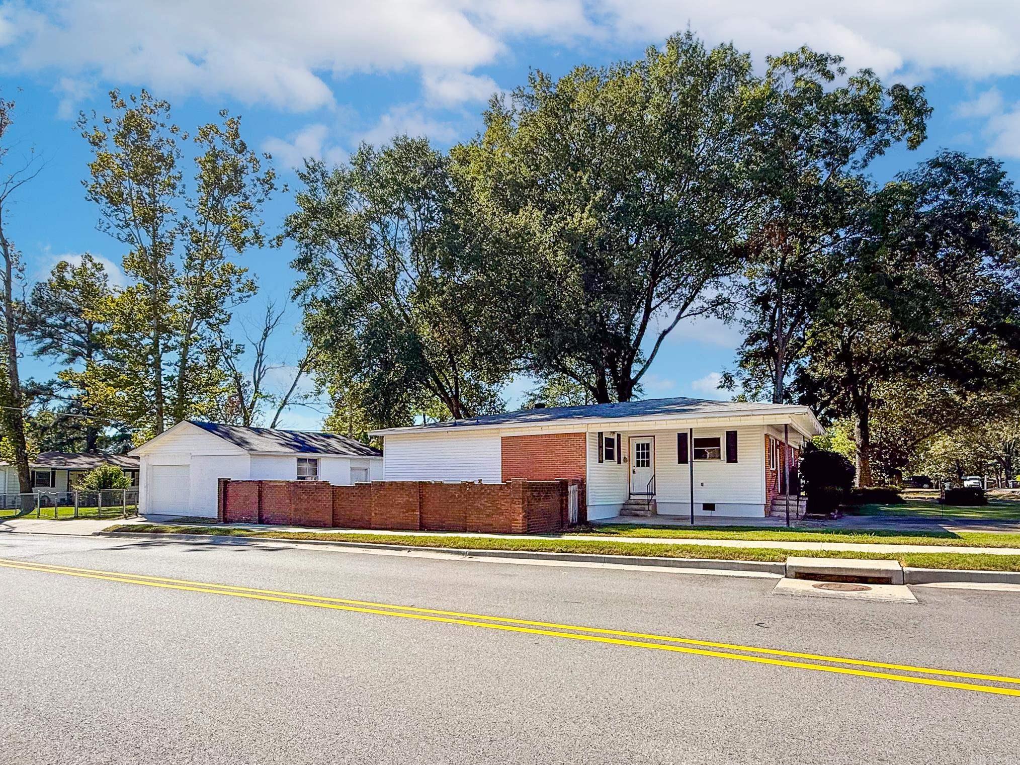 208 Calloway  Sherwood, AR