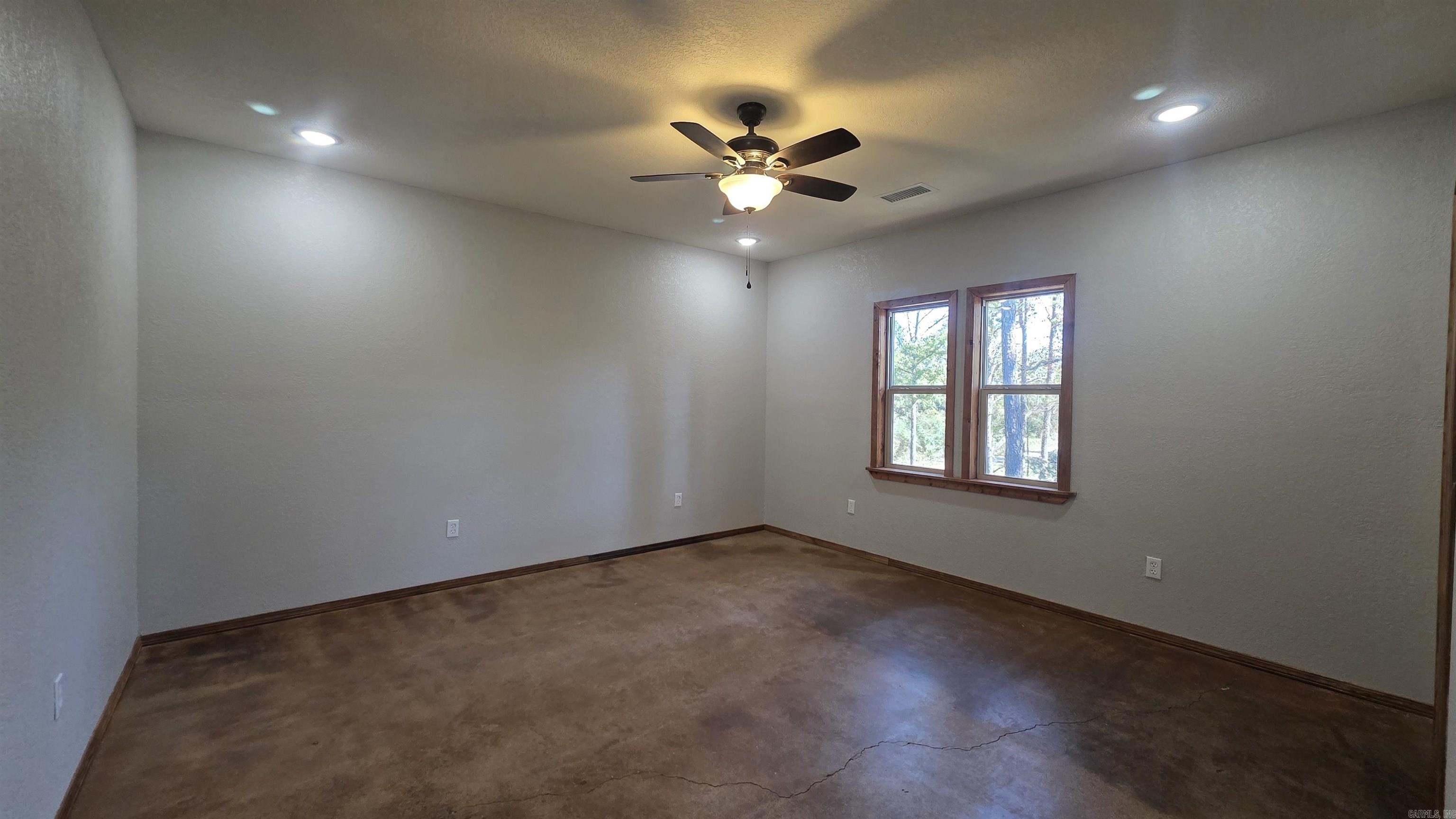 162 E Middleton Road Center Ridge, AR 72027