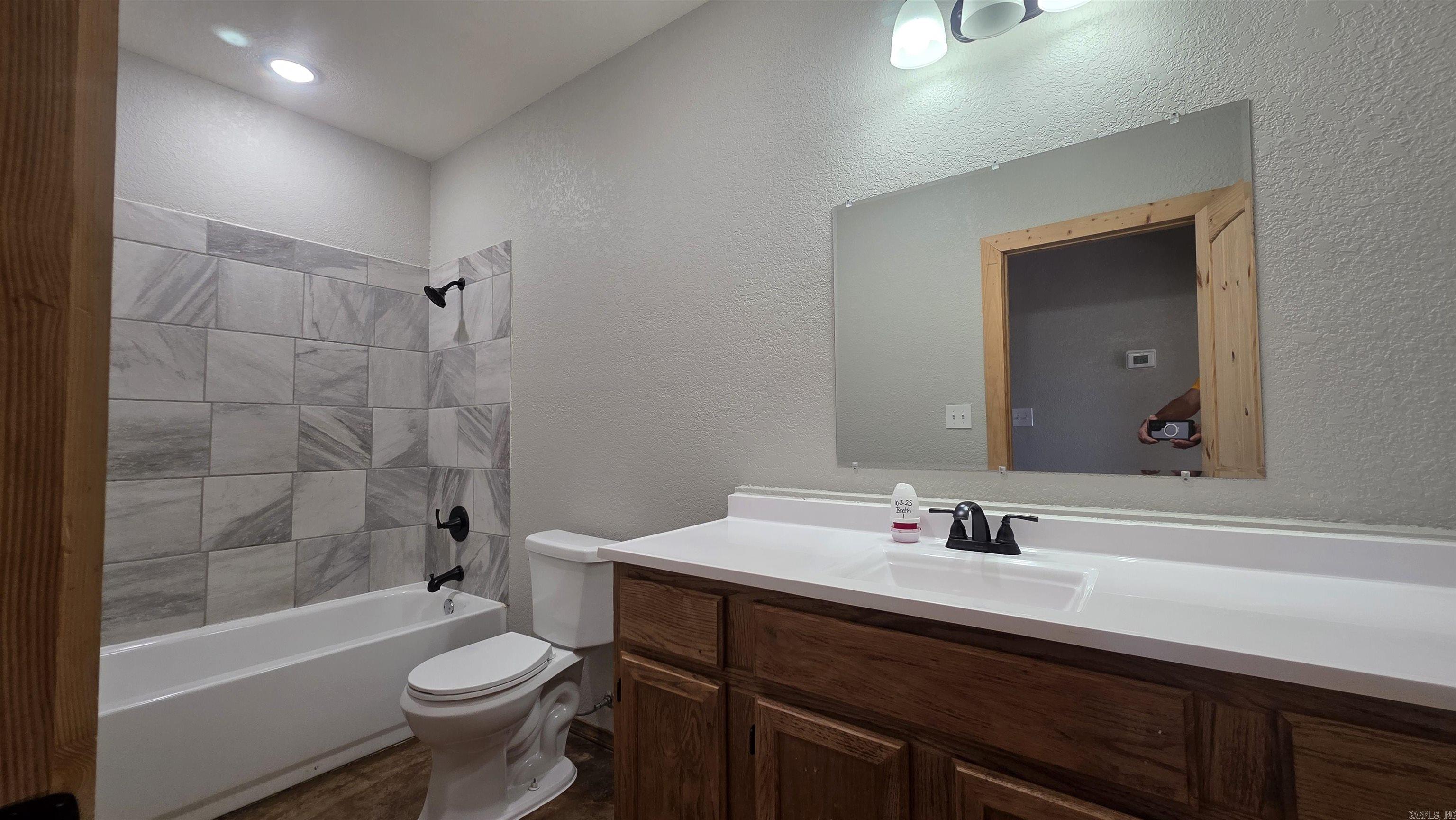 162 E Middleton Road Center Ridge, AR 72027