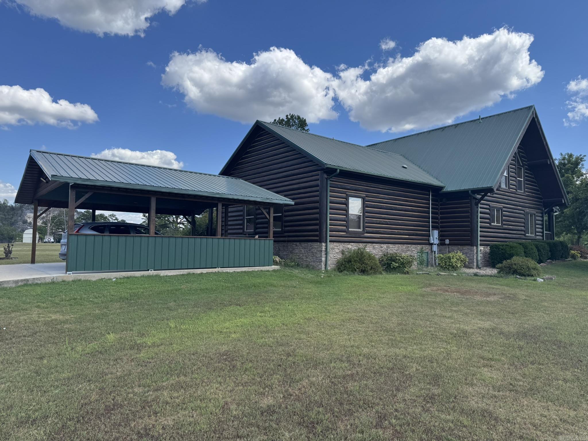 497 CR 101  Norfork, AR
