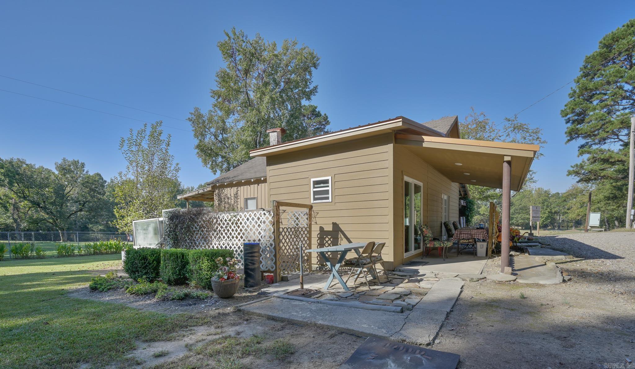 446 Polk Rd 32  Cove, AR