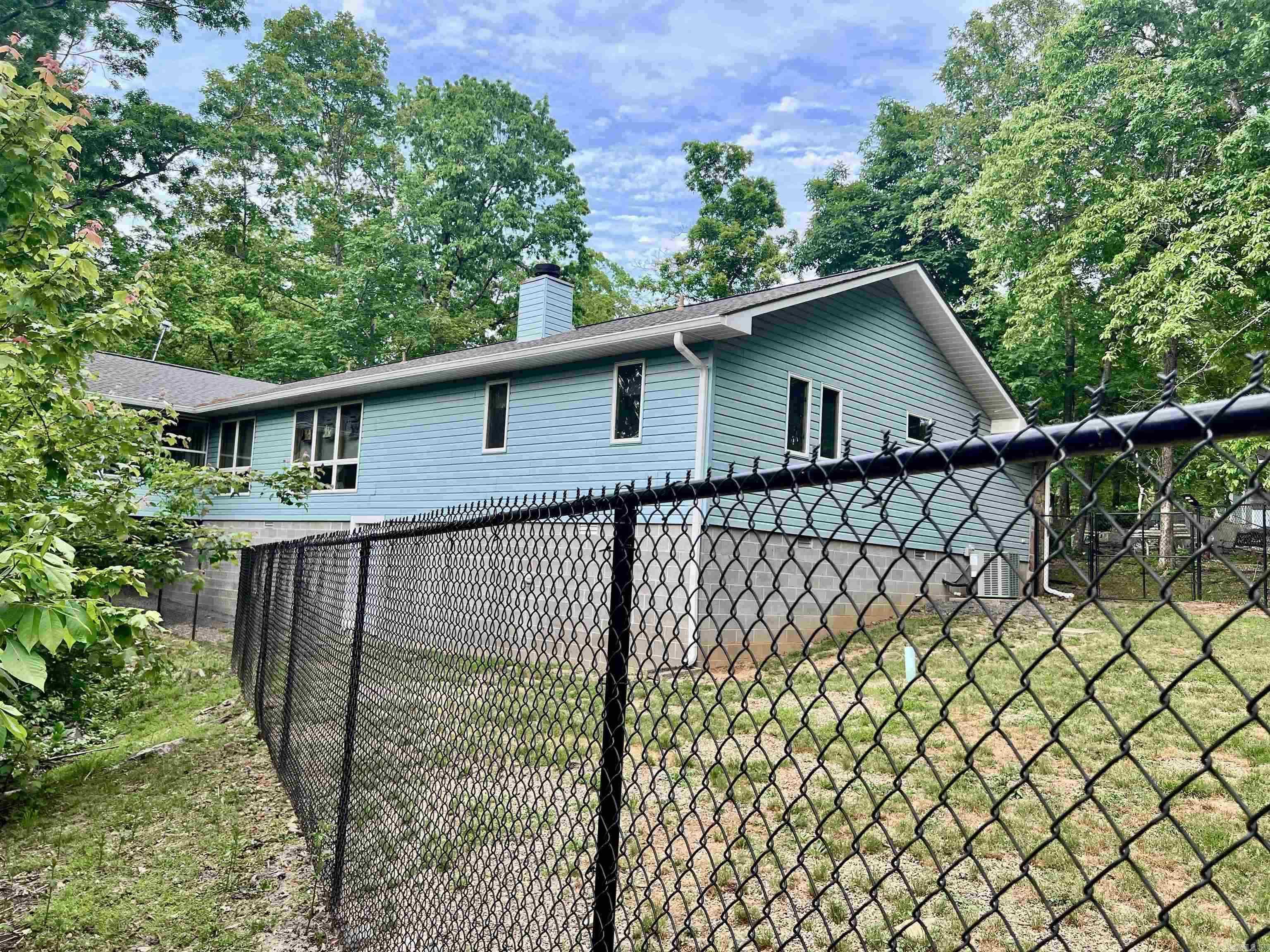 110 Drawbridge  Fairfield Bay, AR