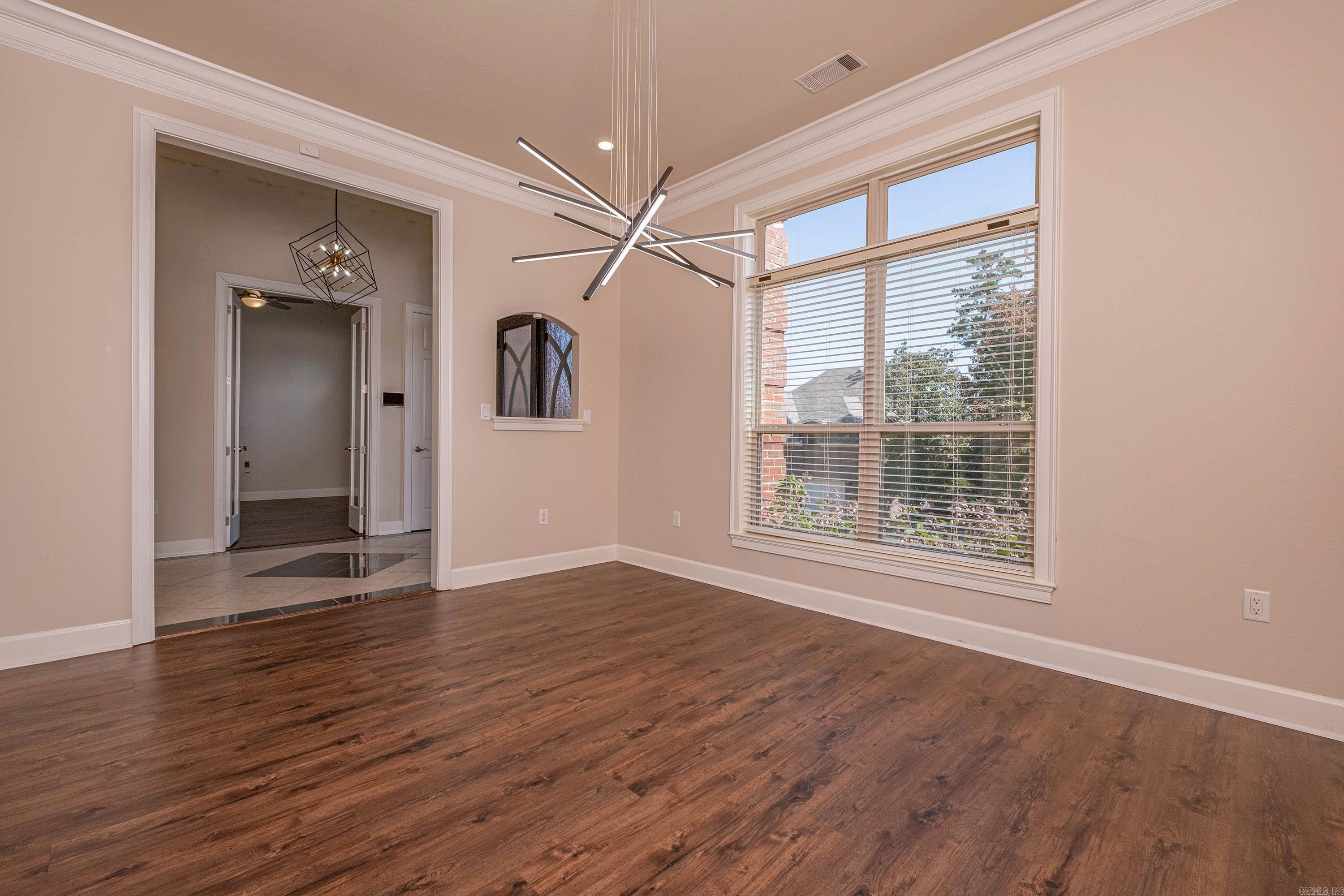 311 Commentry  Little Rock, AR