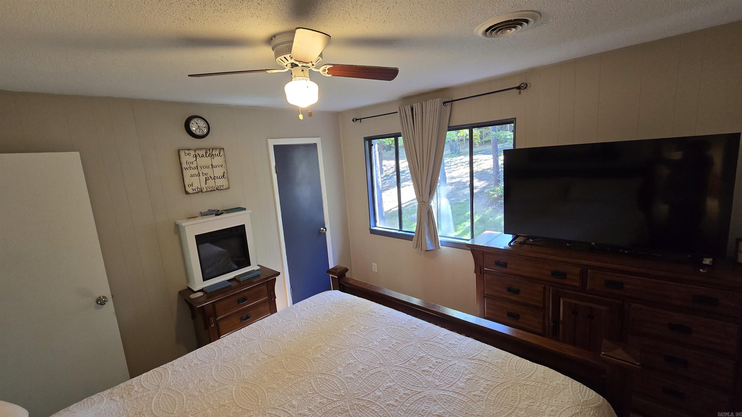 601 Dave Creek Parkway 82  Fairfield Bay, AR