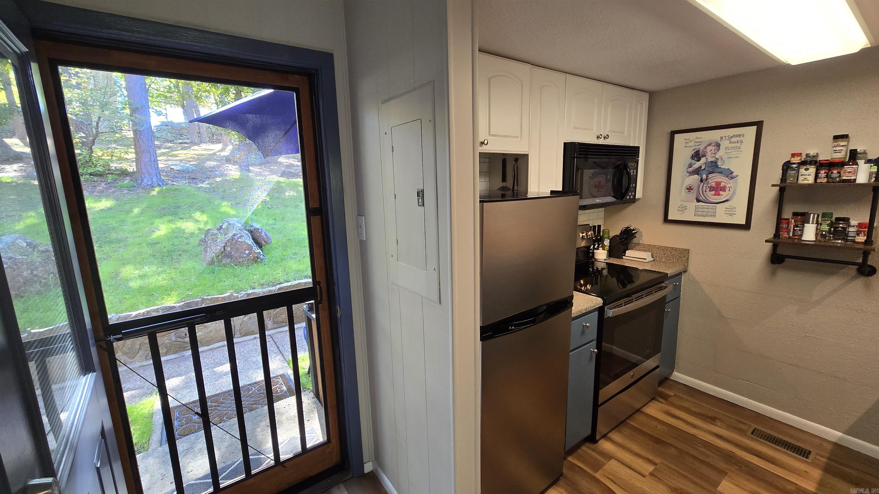 601 Dave Creek Parkway 82  Fairfield Bay, AR