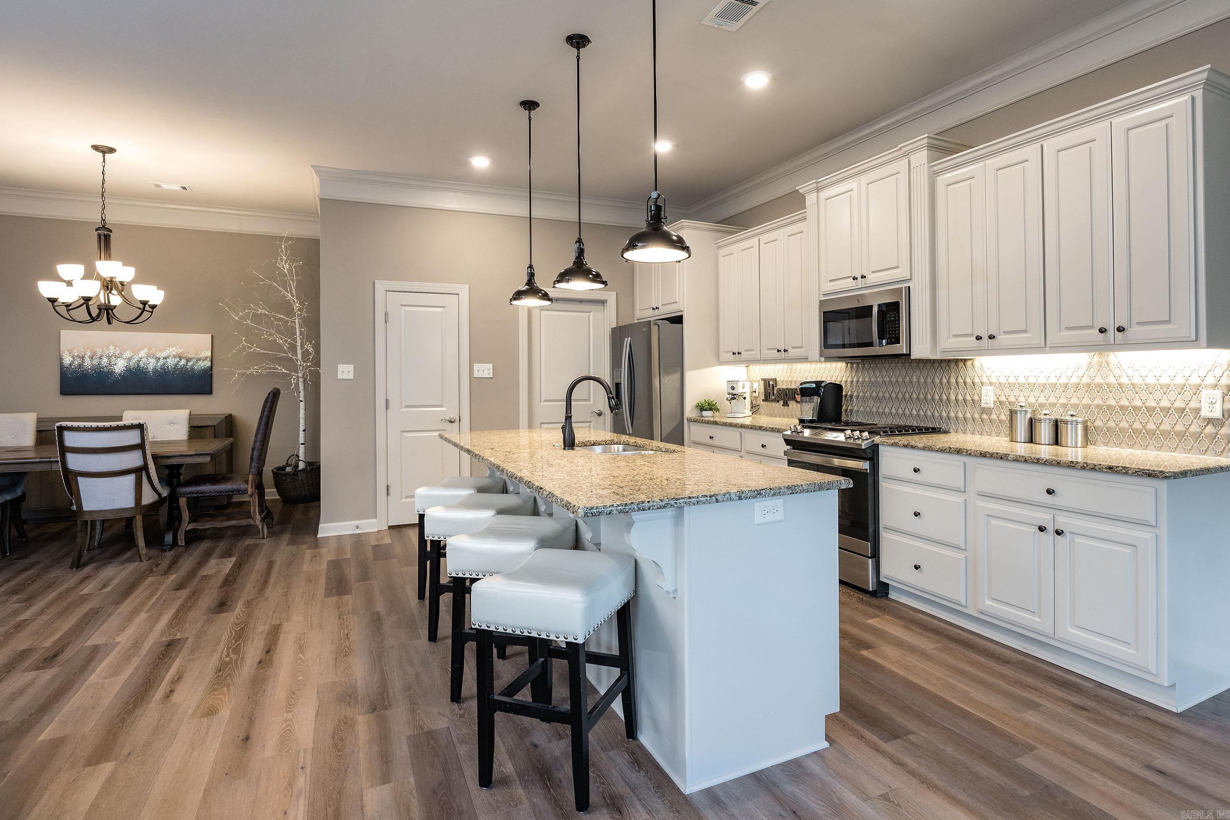 14 Majestic  Maumelle, AR