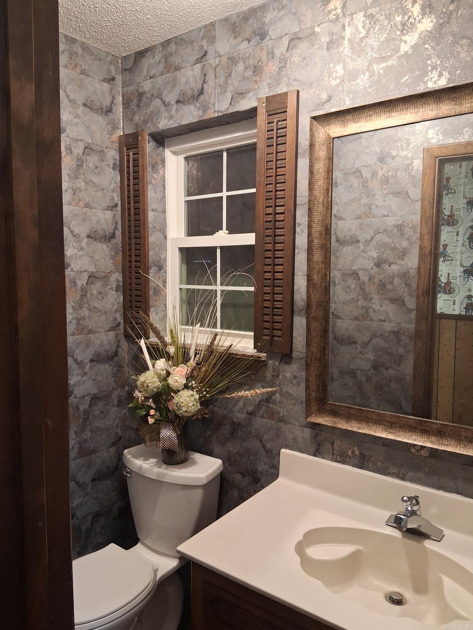 2213 S 2nd Cabot, AR 72023