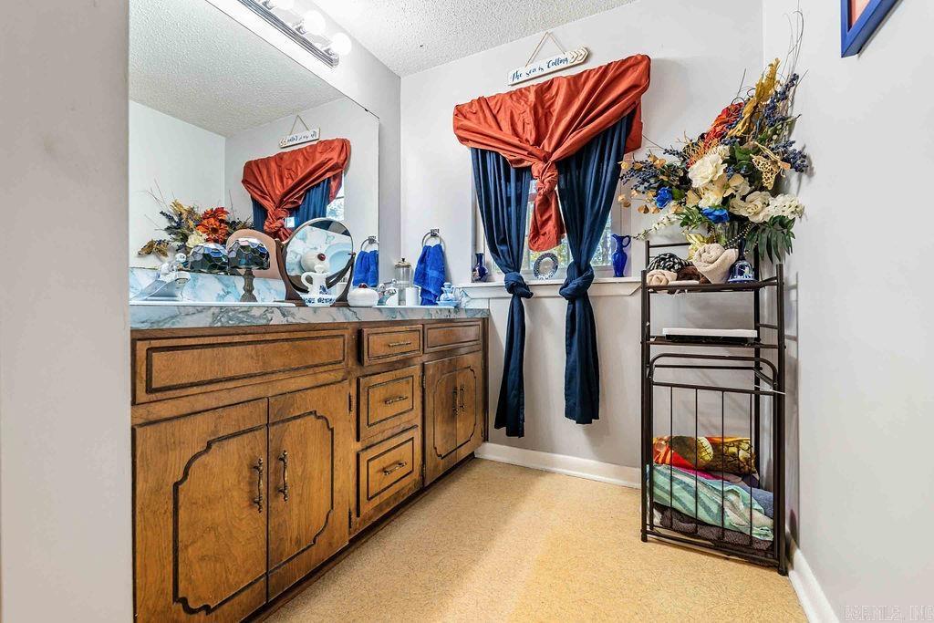 2213 S 2nd Cabot, AR 72023