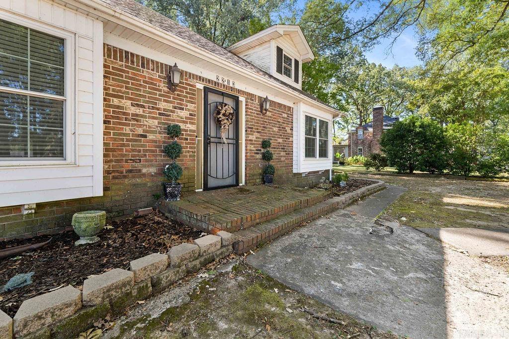 2213 S 2nd Cabot, AR 72023