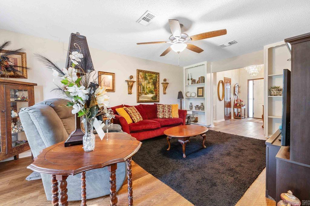 2213 S 2nd Cabot, AR 72023