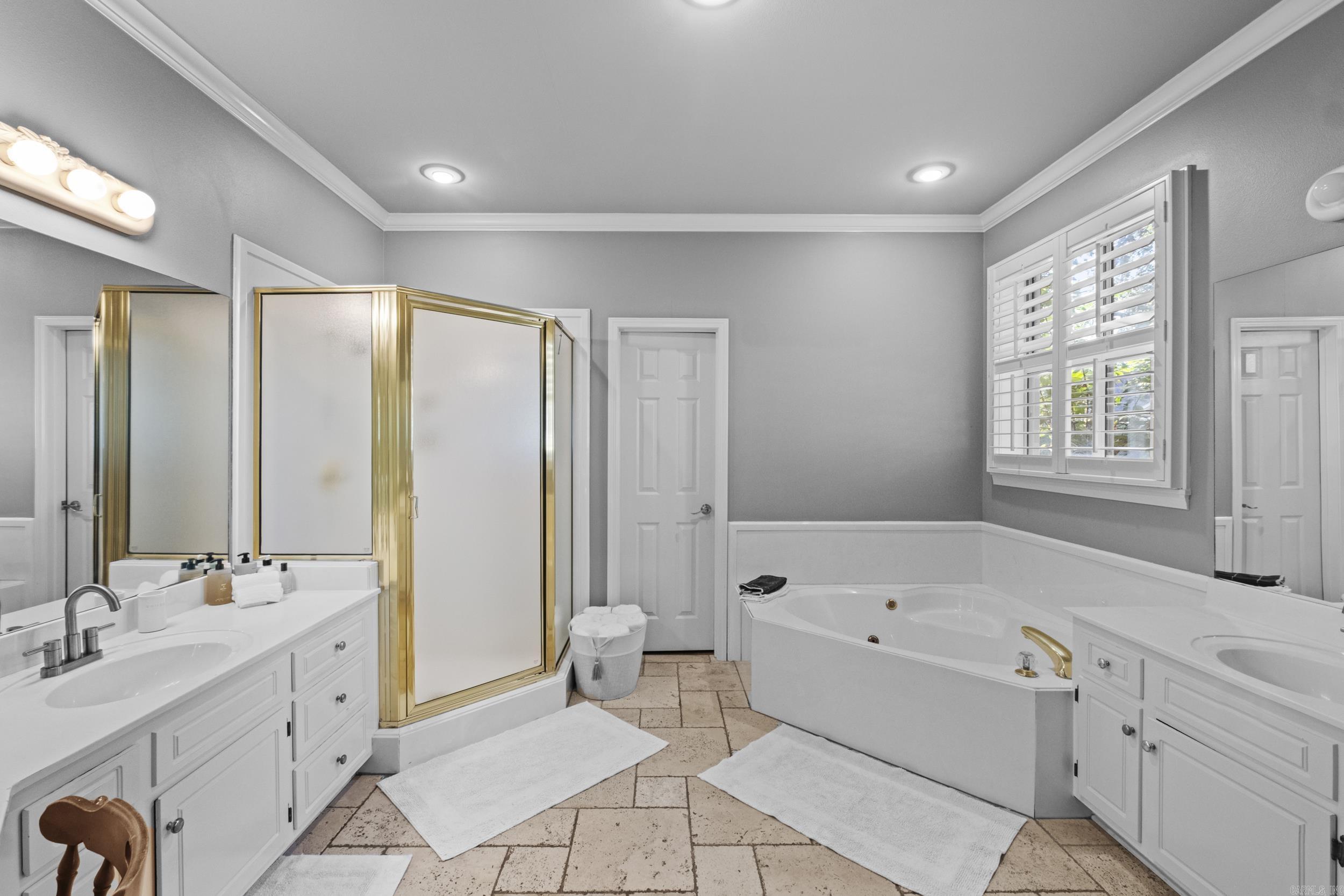 308 River Oaks Blvd Searcy, AR 72143