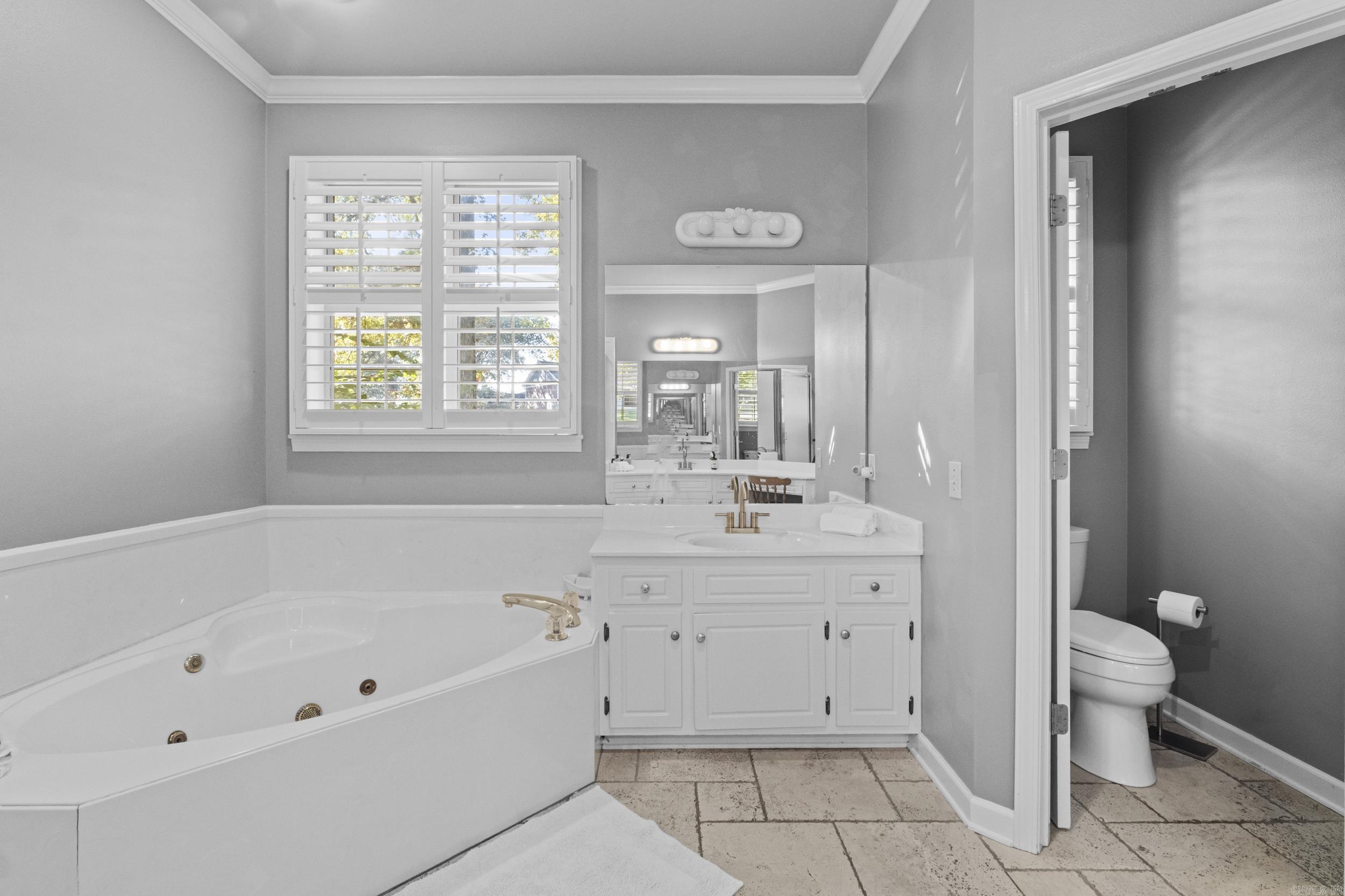 308 River Oaks Blvd Searcy, AR 72143