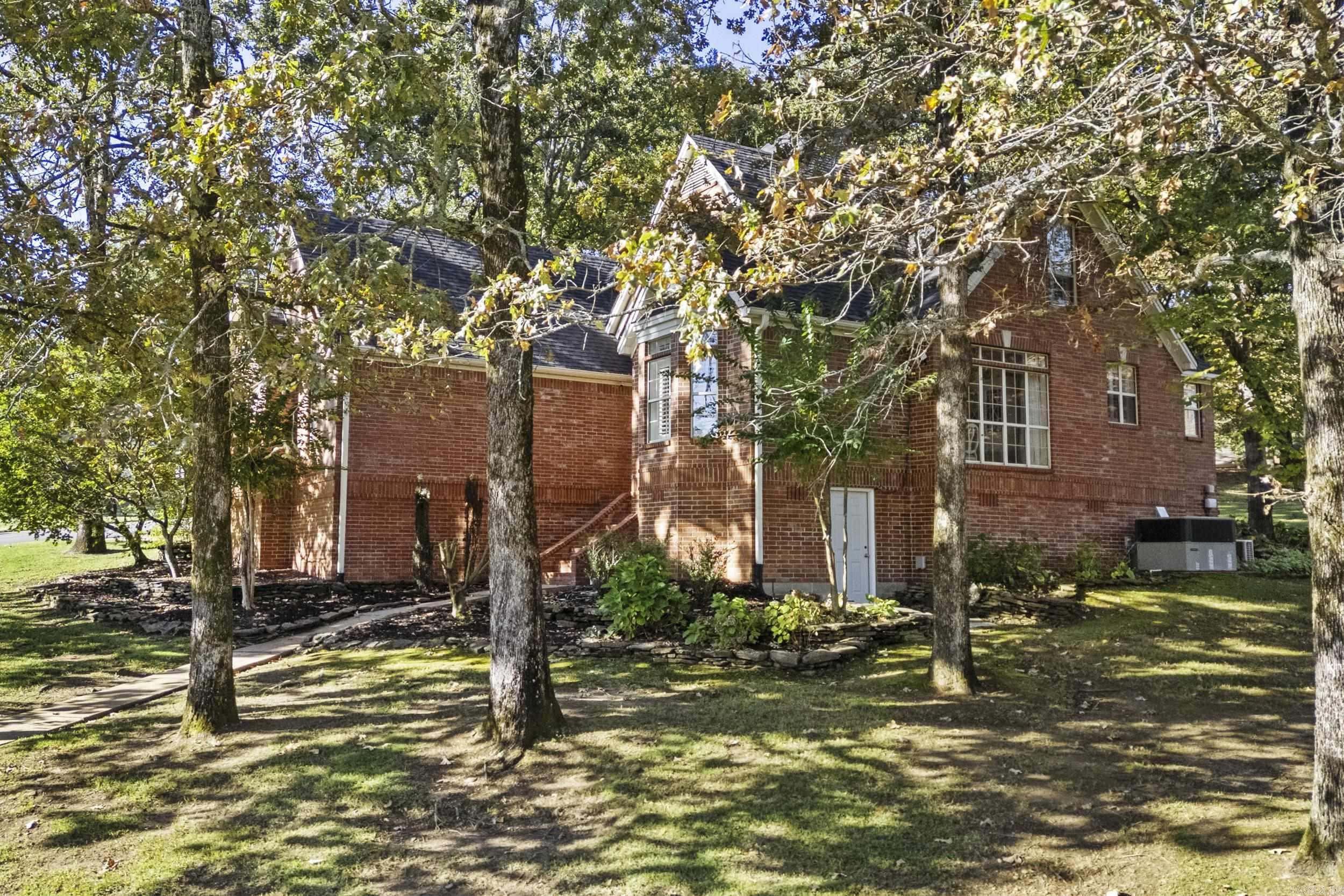 308 River Oaks Blvd Searcy, AR 72143