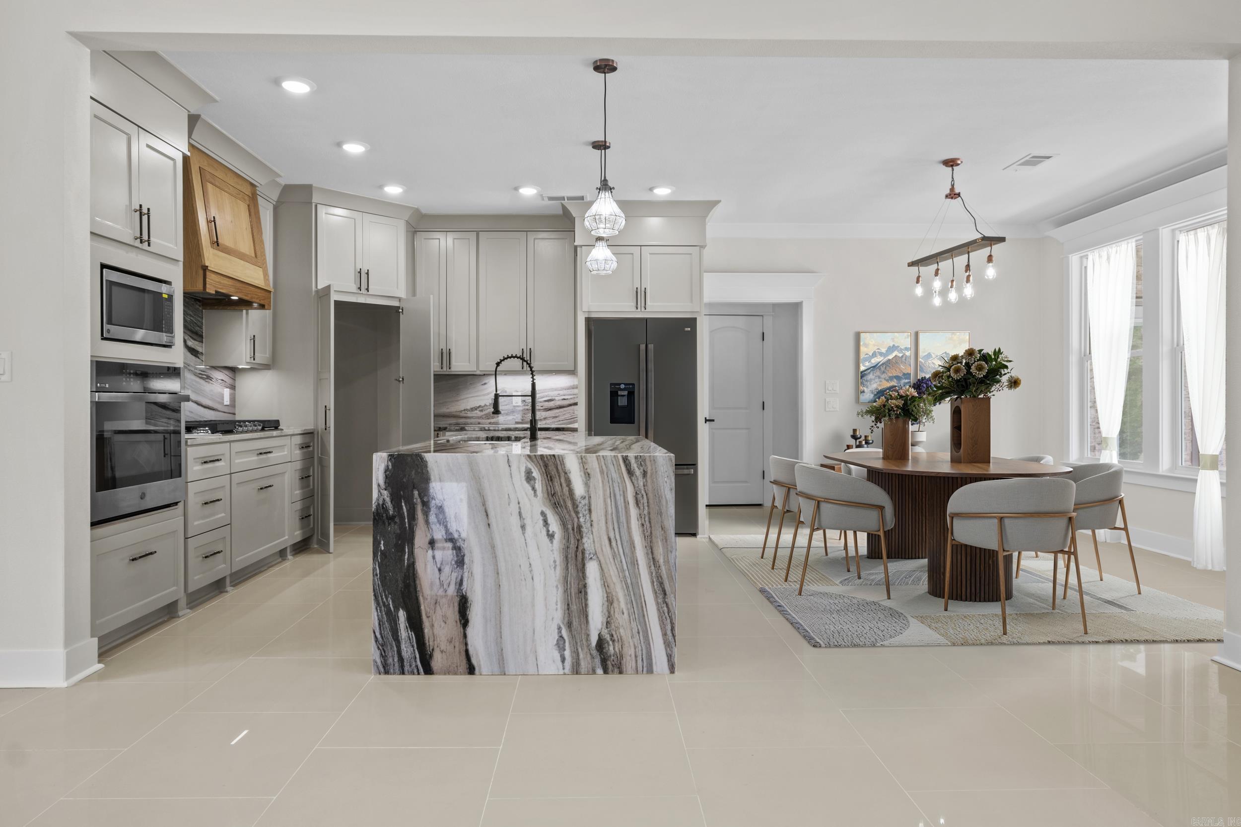 8560 Rapid Water Dr  Sherwood, AR