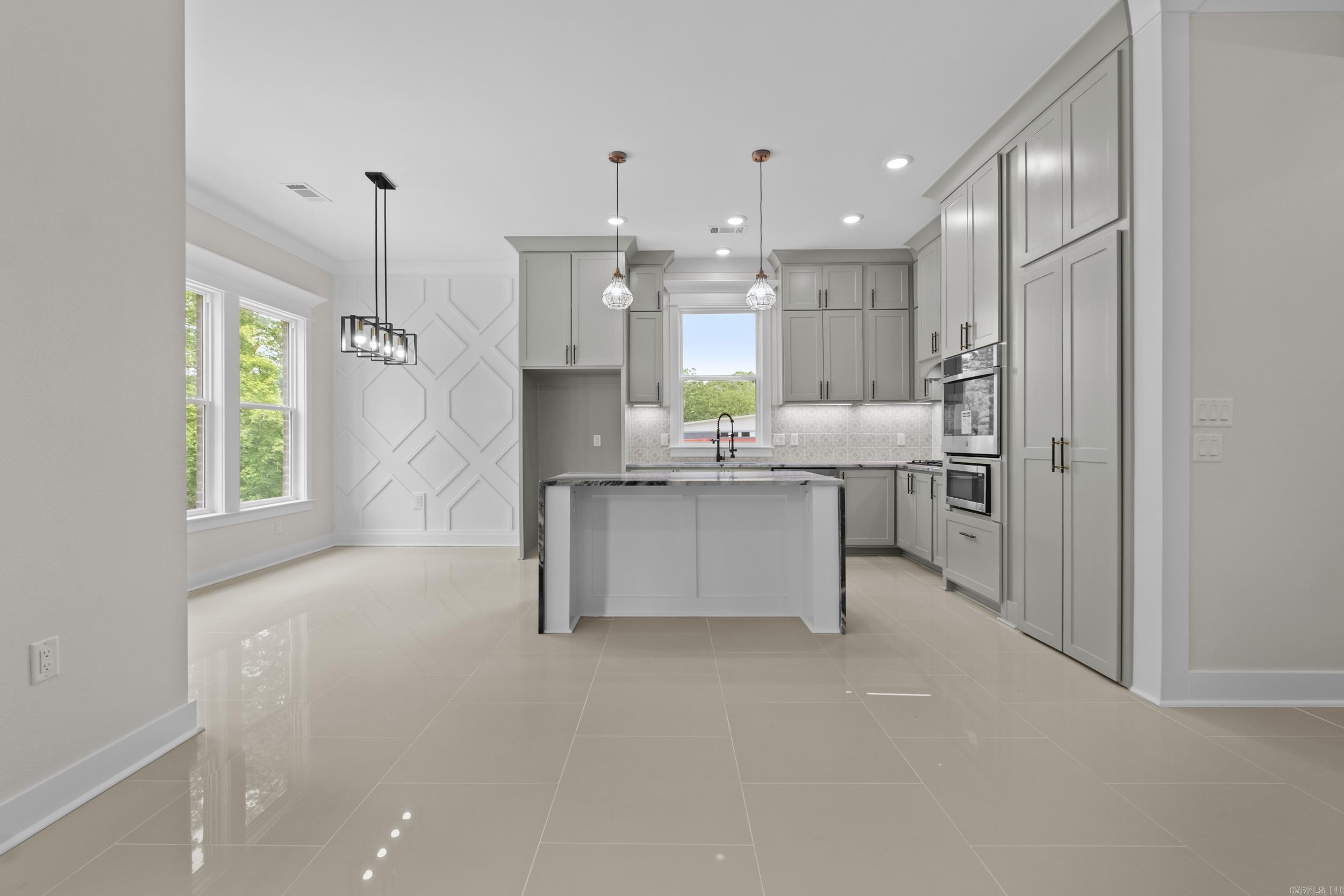 8552 Rapid Water Dr Sherwood, AR 72120