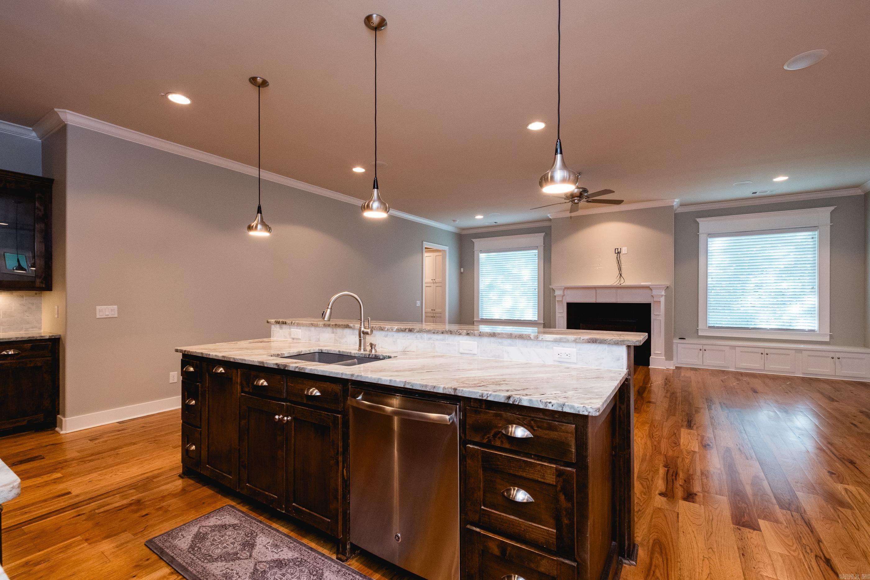 122 Cove Creek Ct  Little Rock, AR