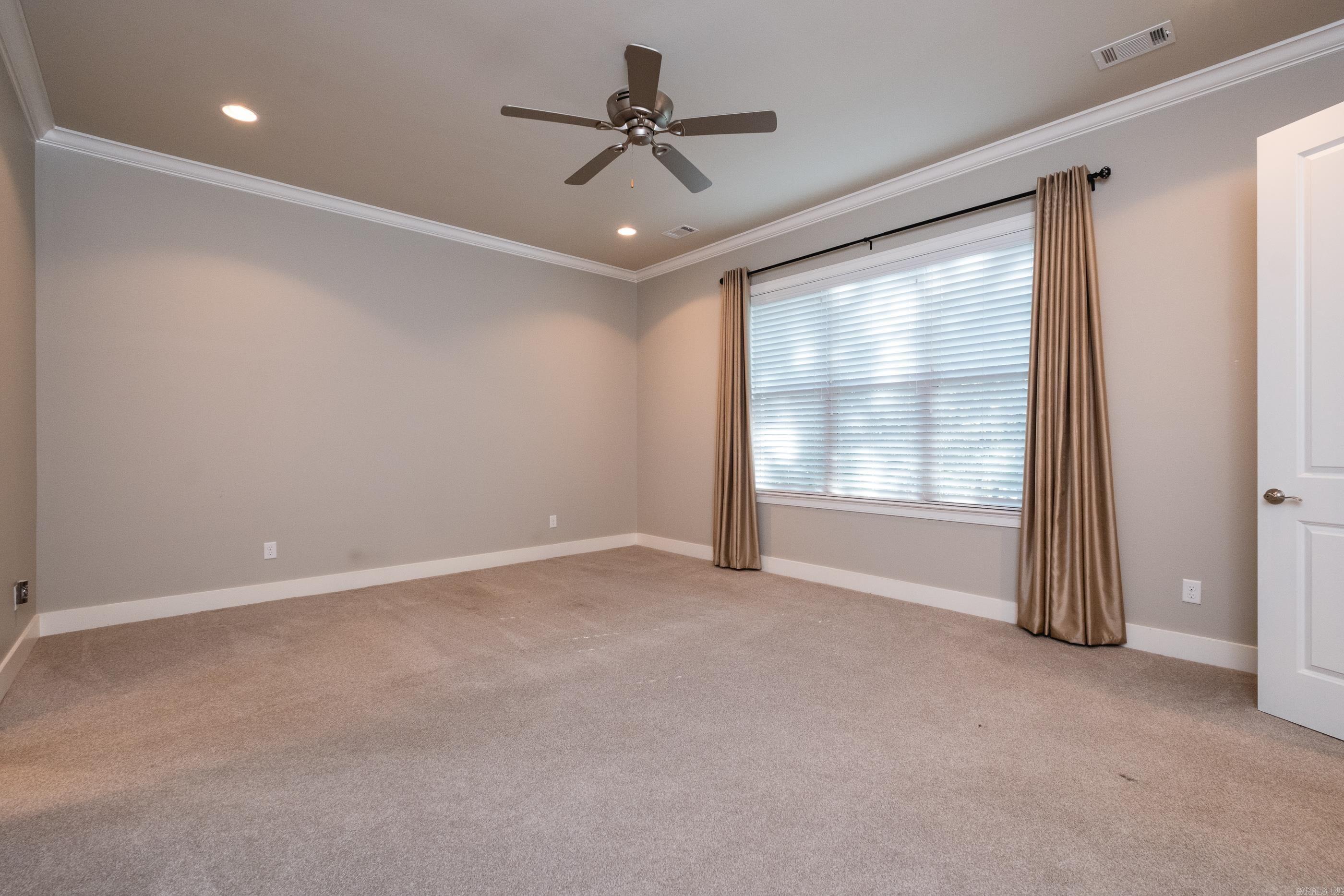 122 Cove Creek Ct  Little Rock, AR