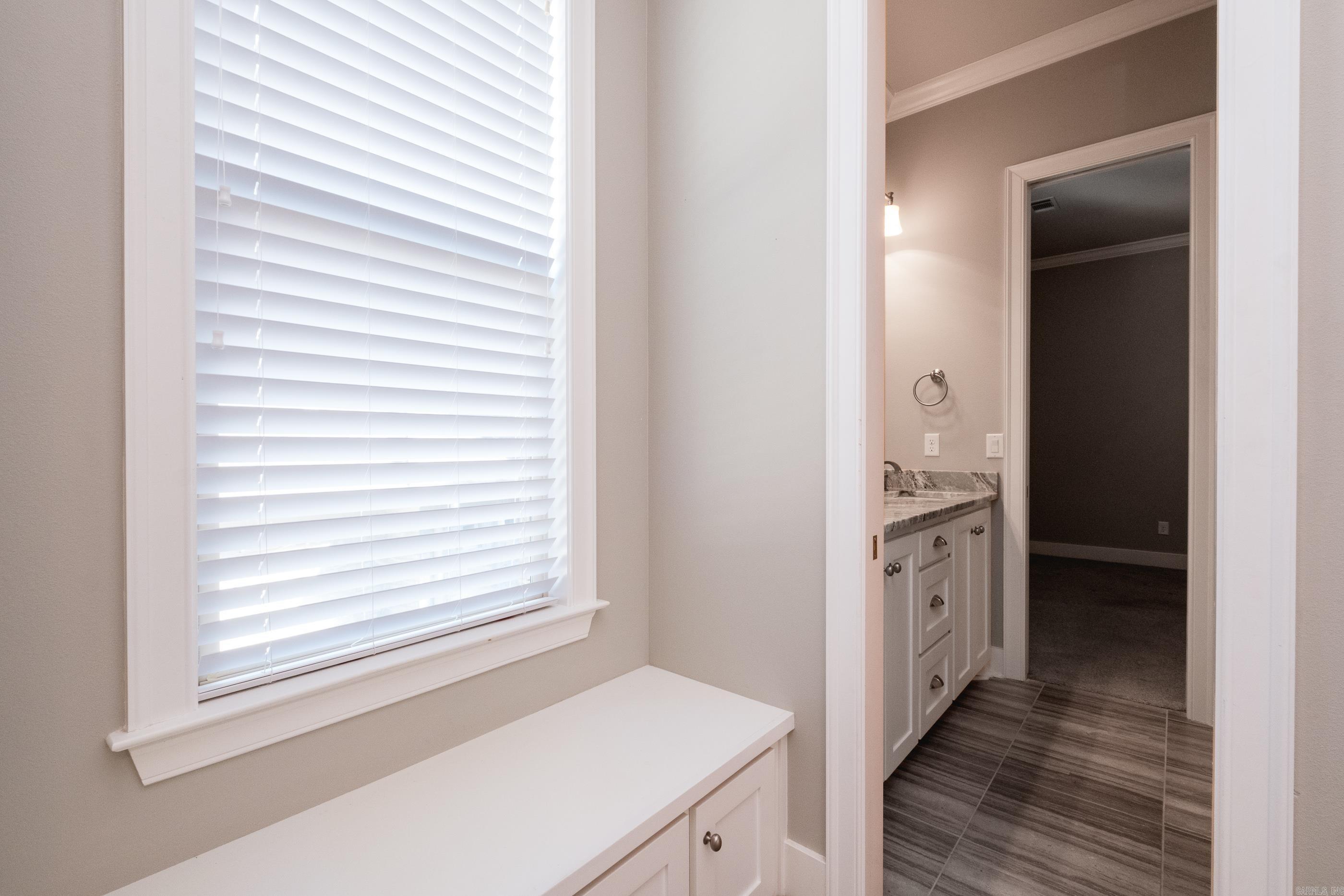 122 Cove Creek Ct  Little Rock, AR