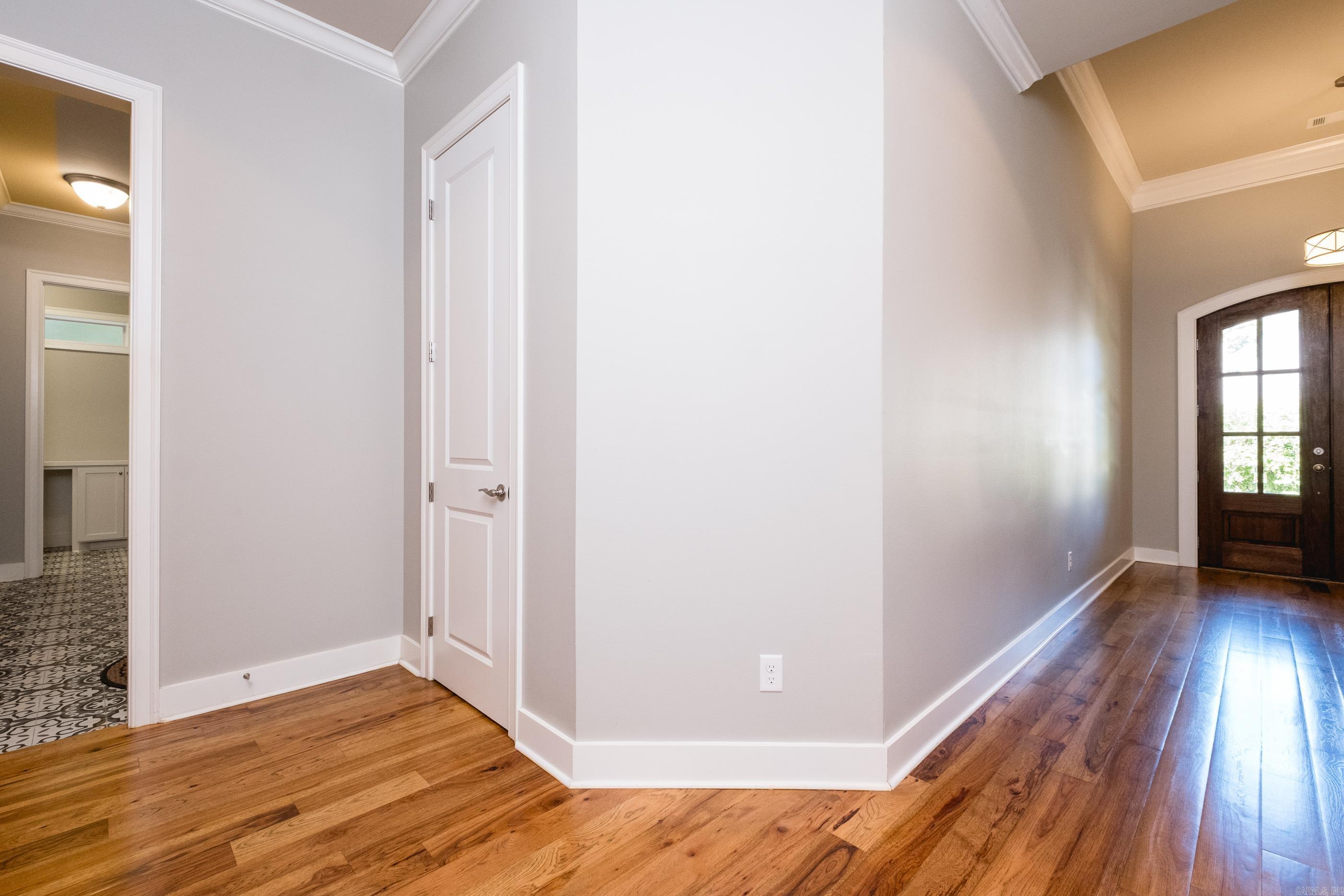 122 Cove Creek Ct  Little Rock, AR