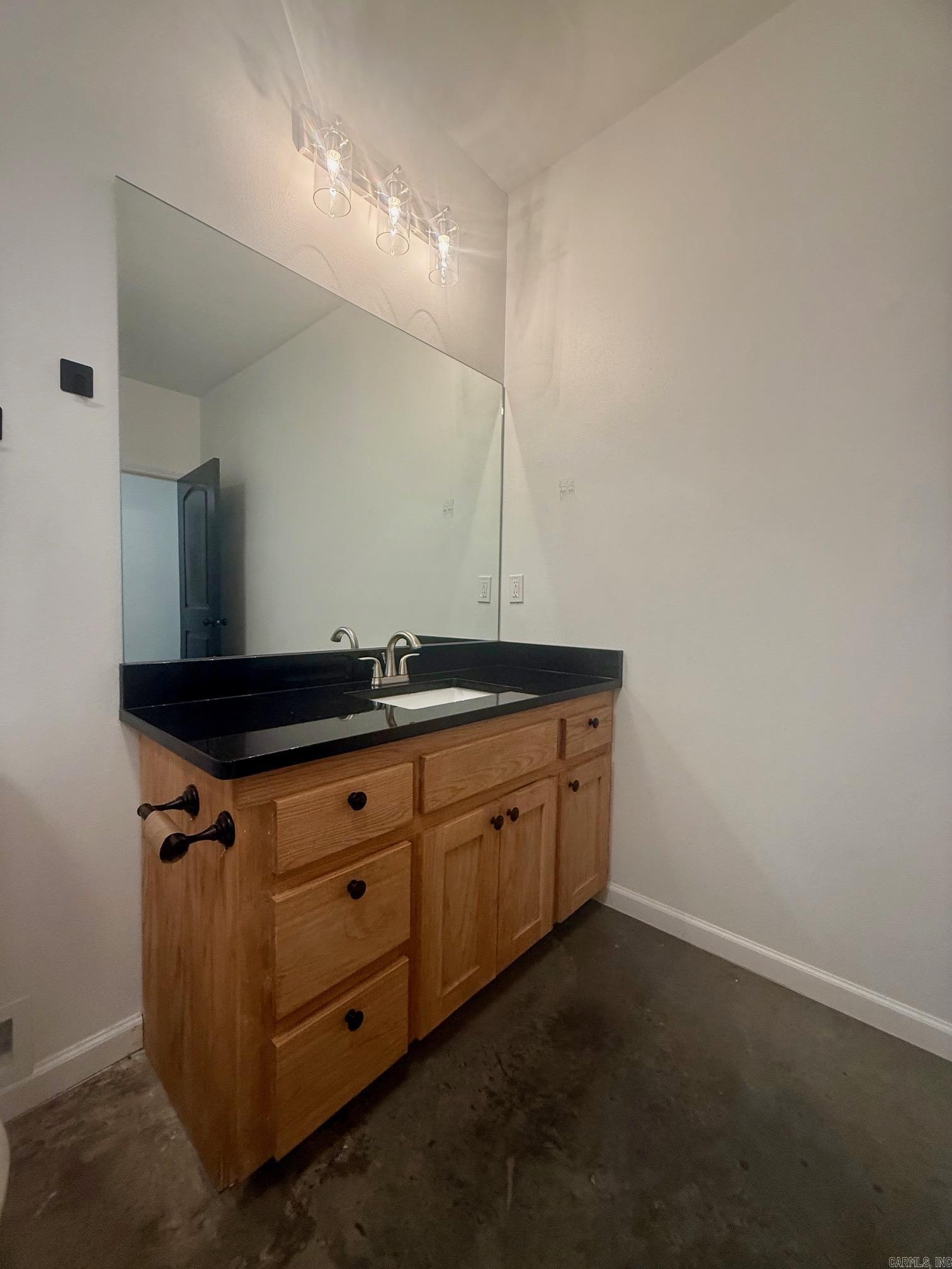 322 E Maple Unit B  Benton, AR