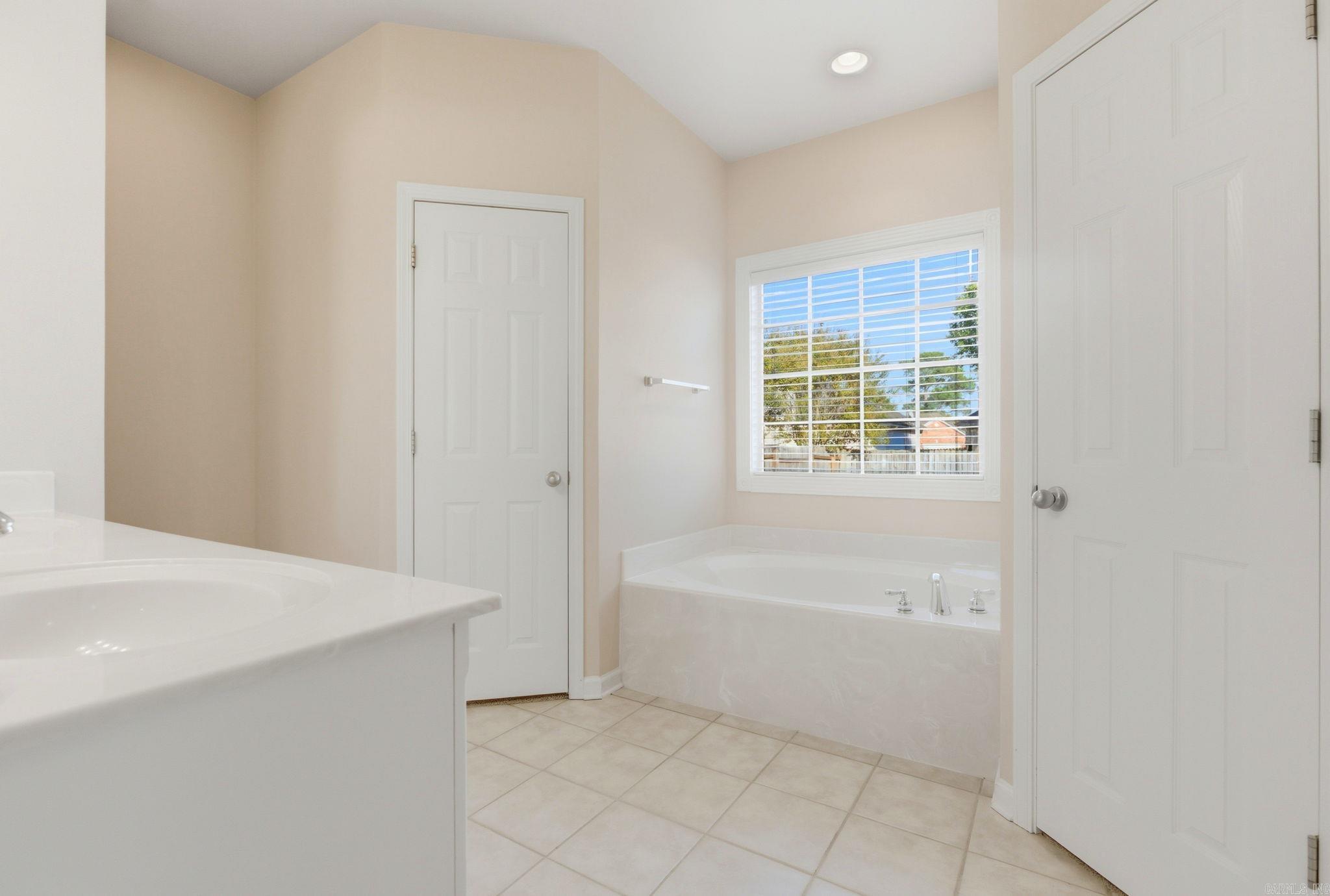 78 Westfield Loop Little Rock, AR 72210