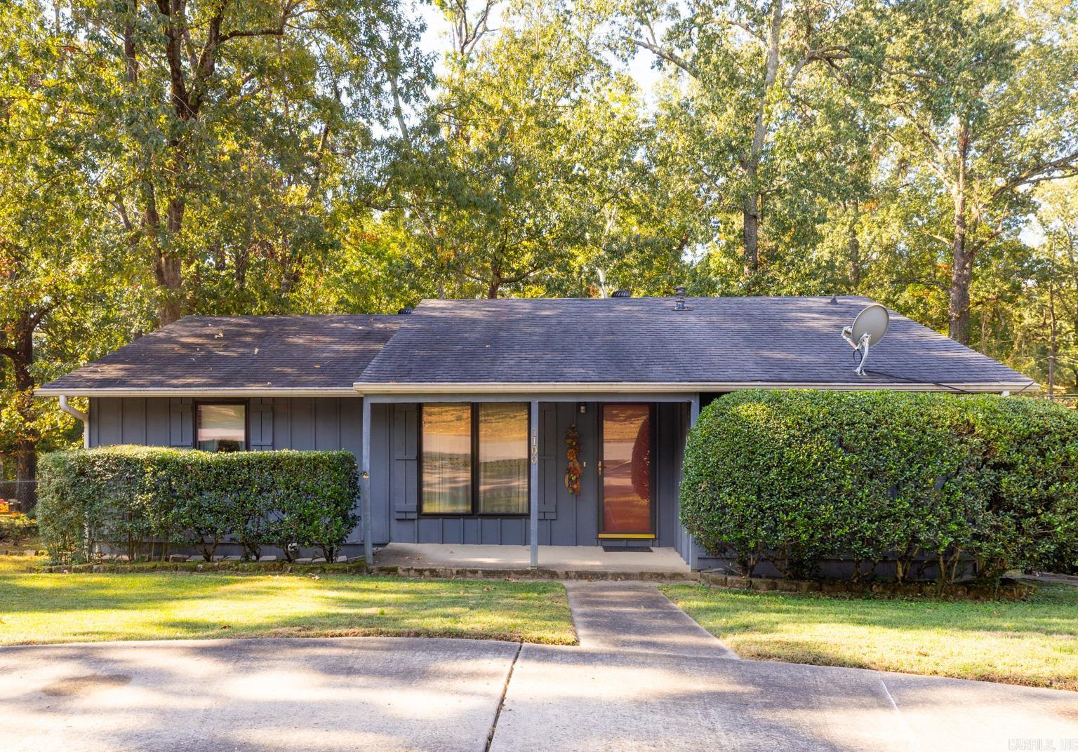 1100  Watson Place  Benton, AR