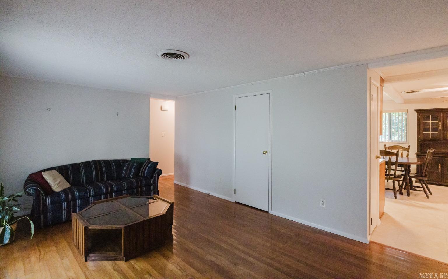 1100 Watson Place Street Benton, AR 72015