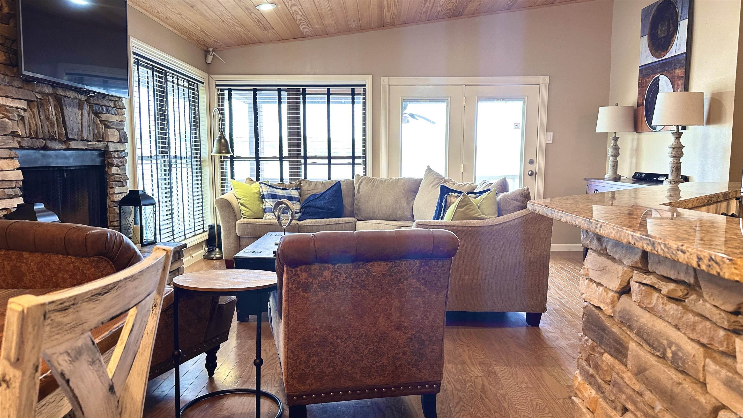 152 Mimosa Point Hot Springs, AR 71913