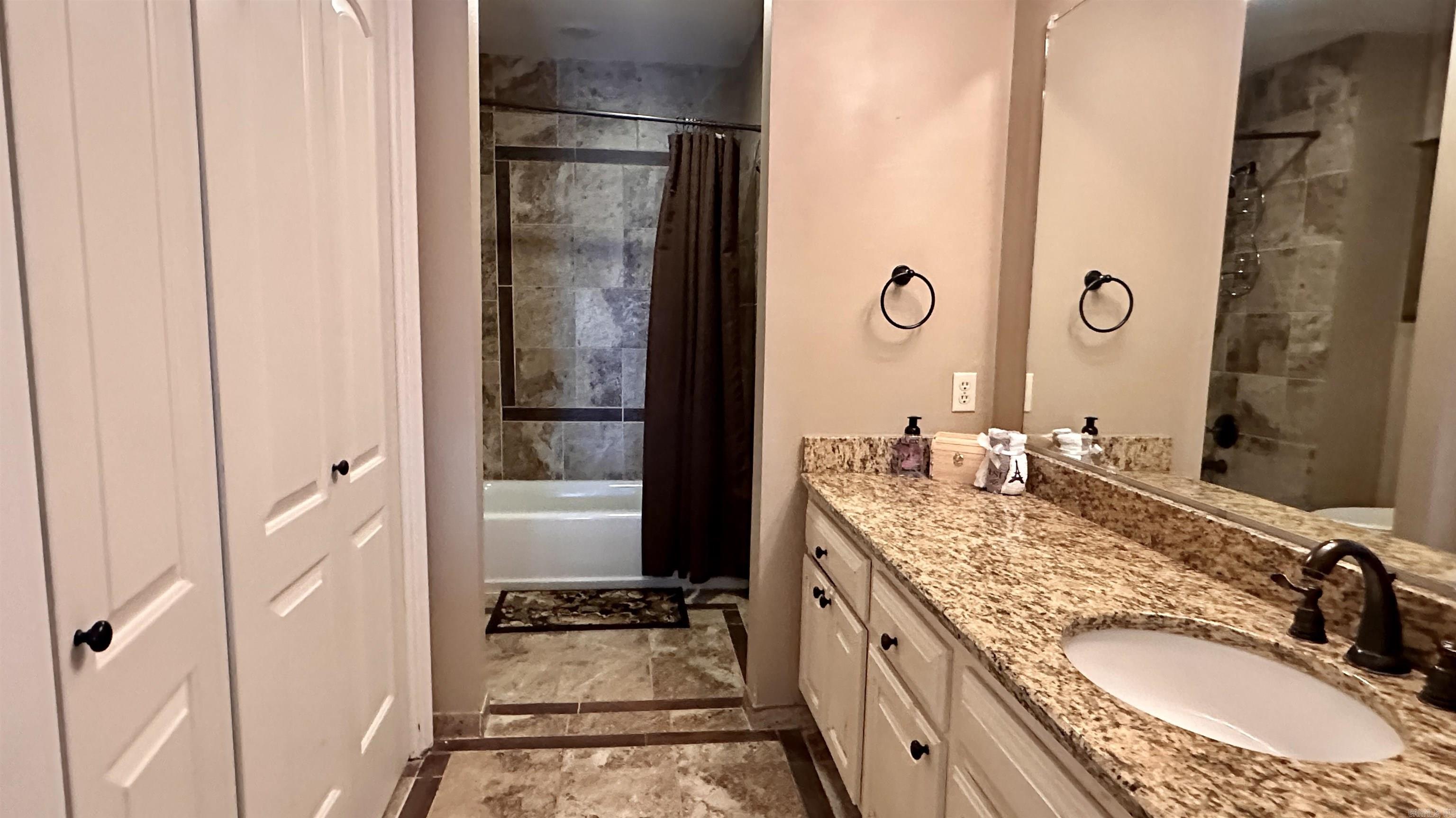 152 Mimosa Point Hot Springs, AR 71913