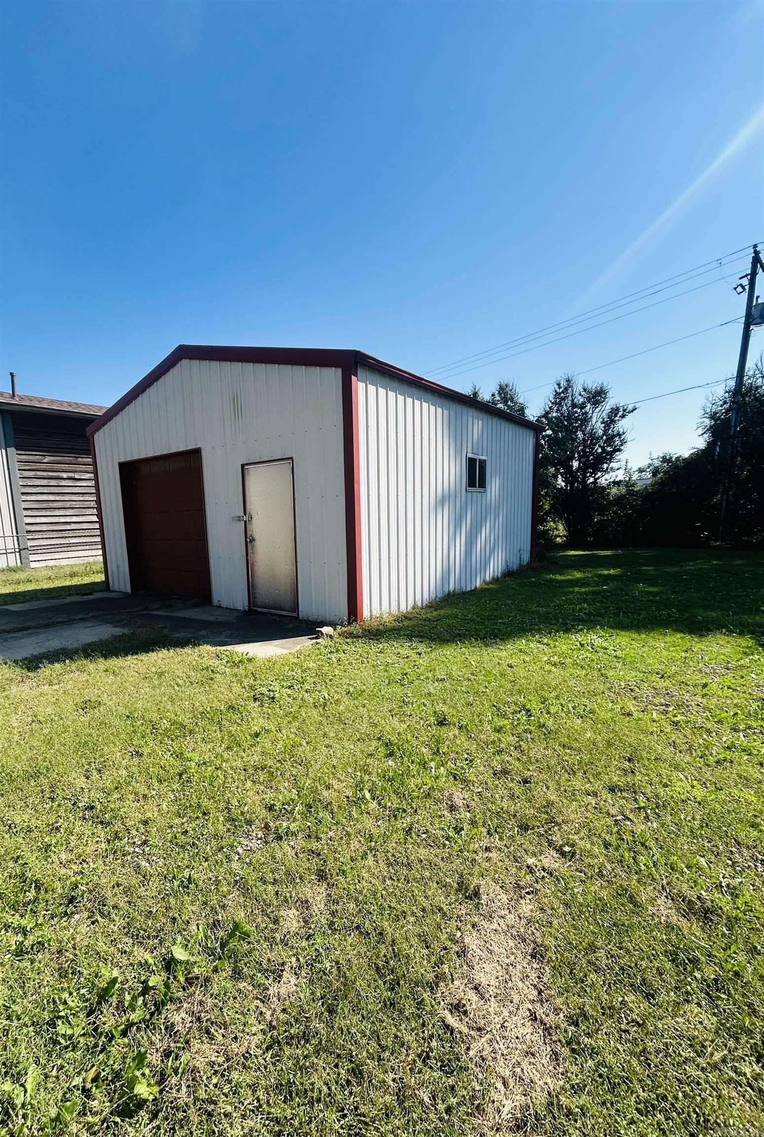 205 W Riverside Drive Marked Tree, AR 72365